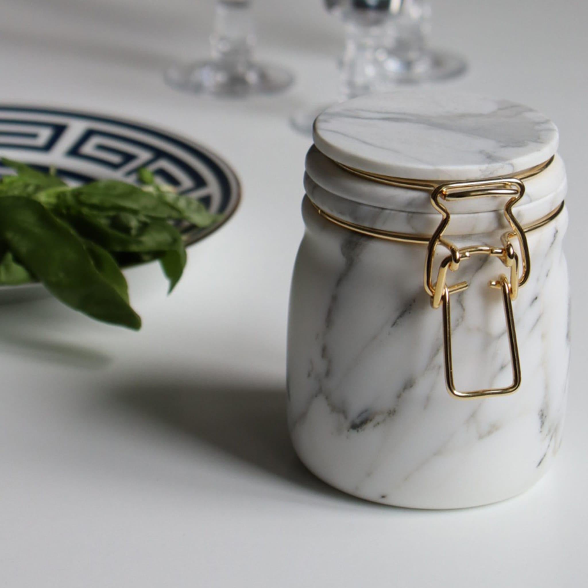 Miss Marble Jar in Calacatta Marble by Lorenza Bozzoli In New Condition For Sale In Milan, IT