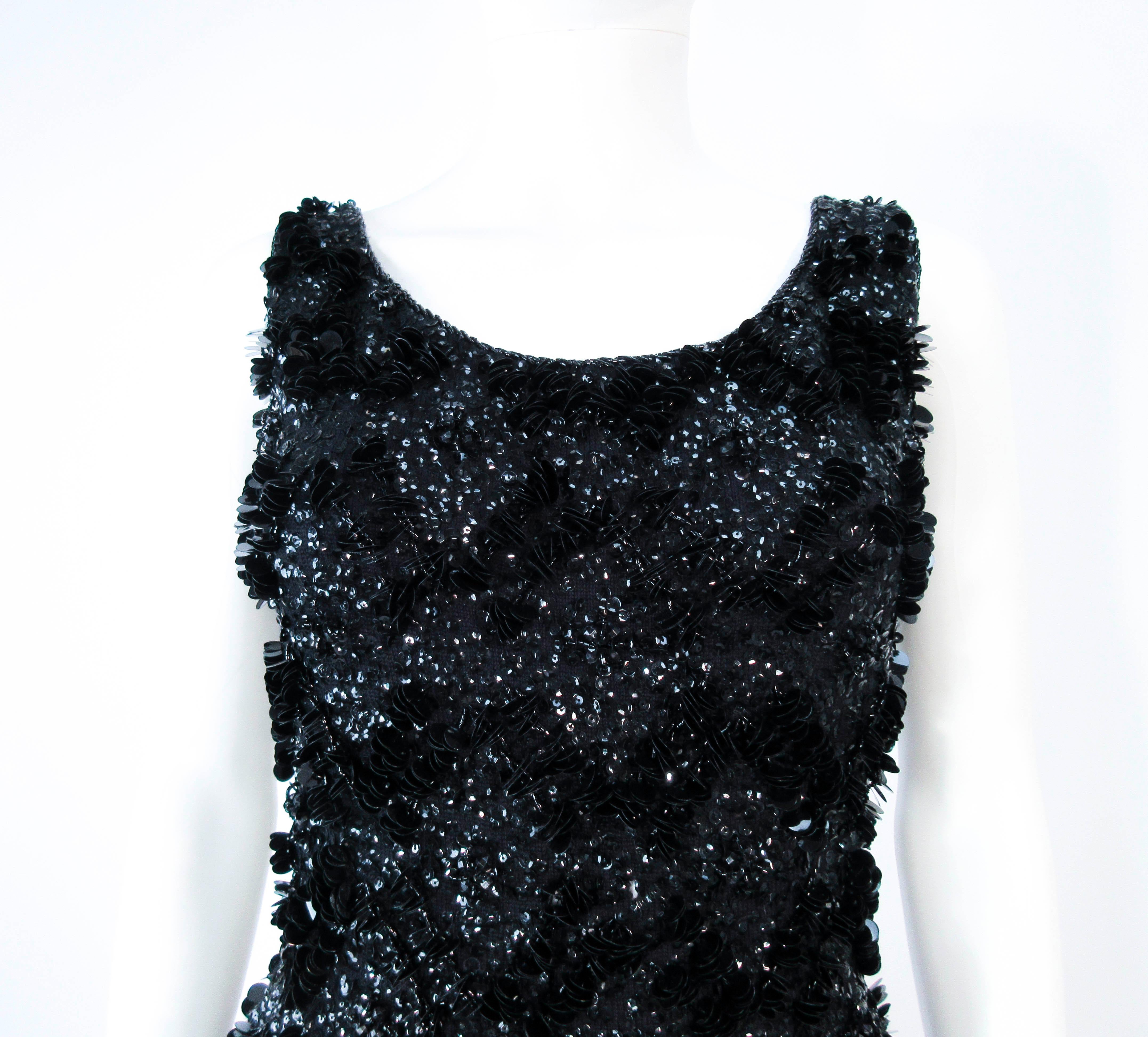 Black Miss Ruth Relief Beaded Stretch Wool Sequin Gown Size Small For Sale