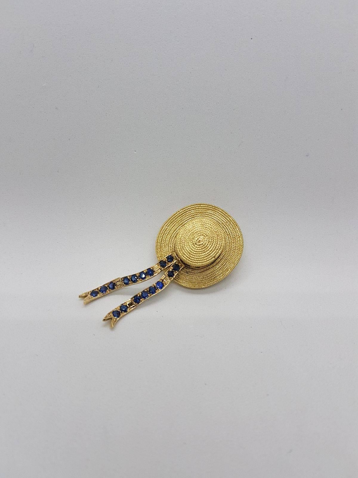 Missiaglia Gold and Sapphire Gondolier Hat Brooch In Excellent Condition For Sale In Venice, IT