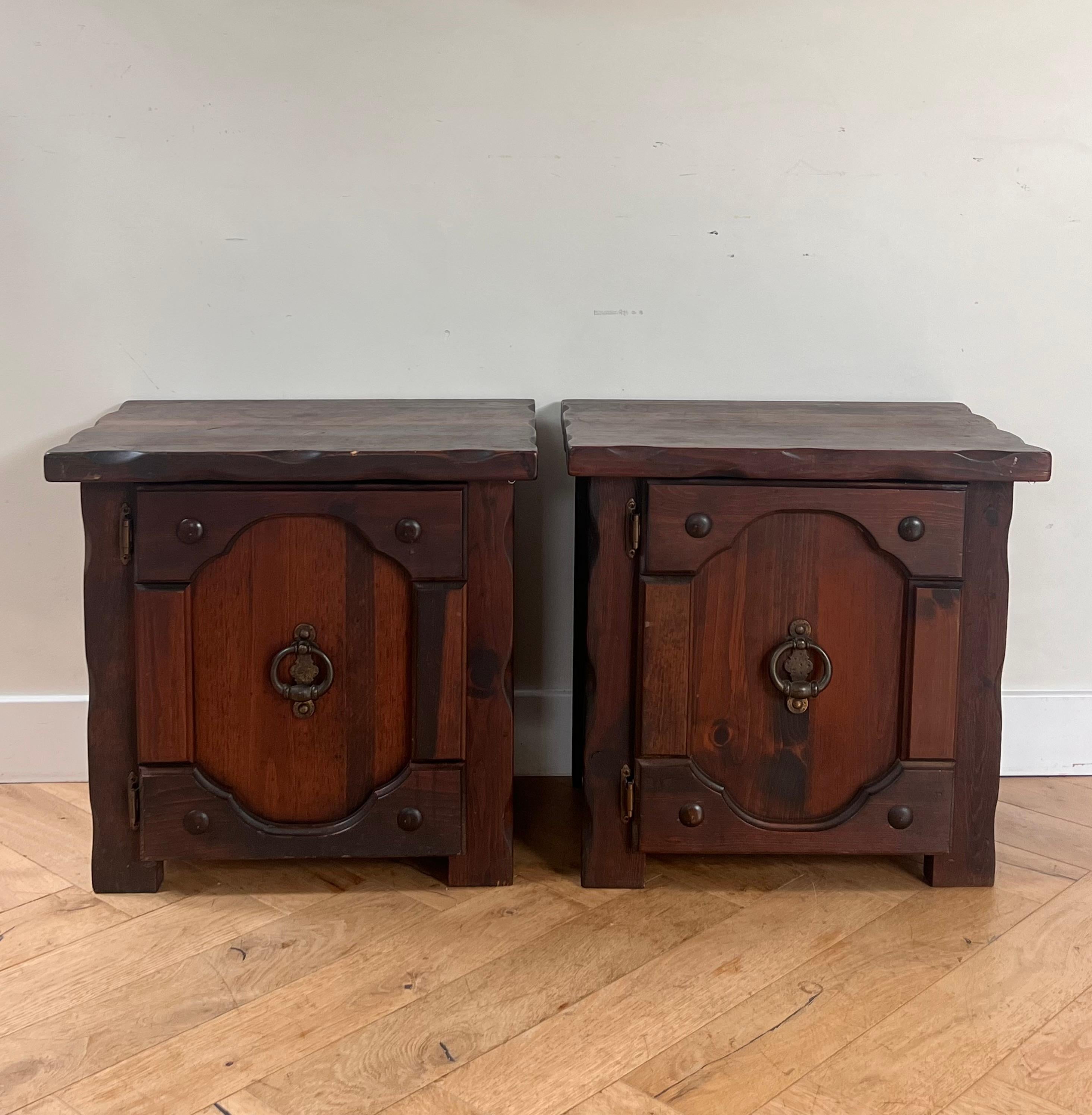 Mission craftsman gothic wooden nightstands with iron hardware, circa 1970 For Sale 12
