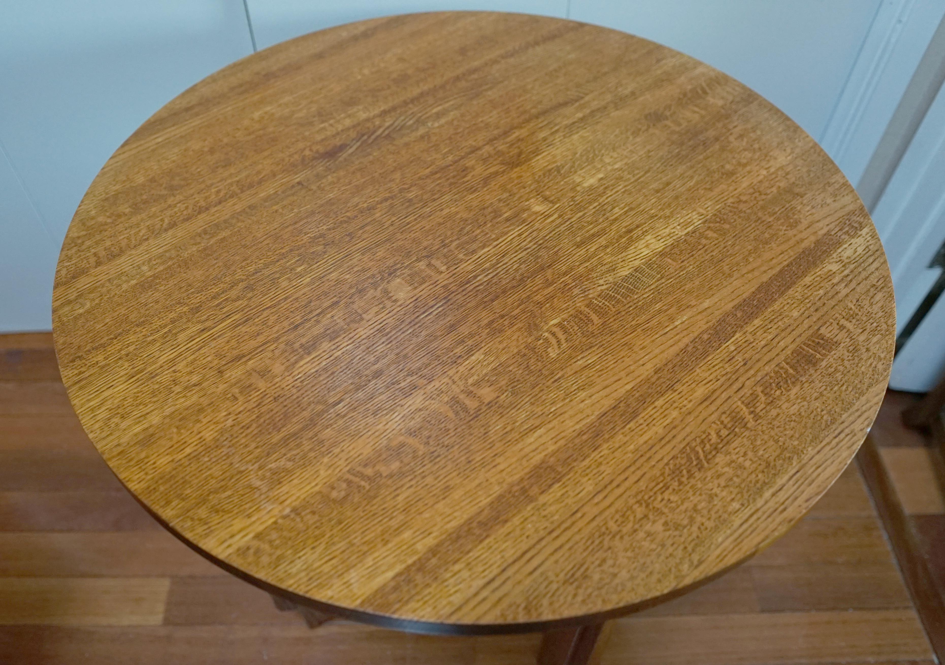 Mission Oak Arts and Crafts Round Table For Sale 1