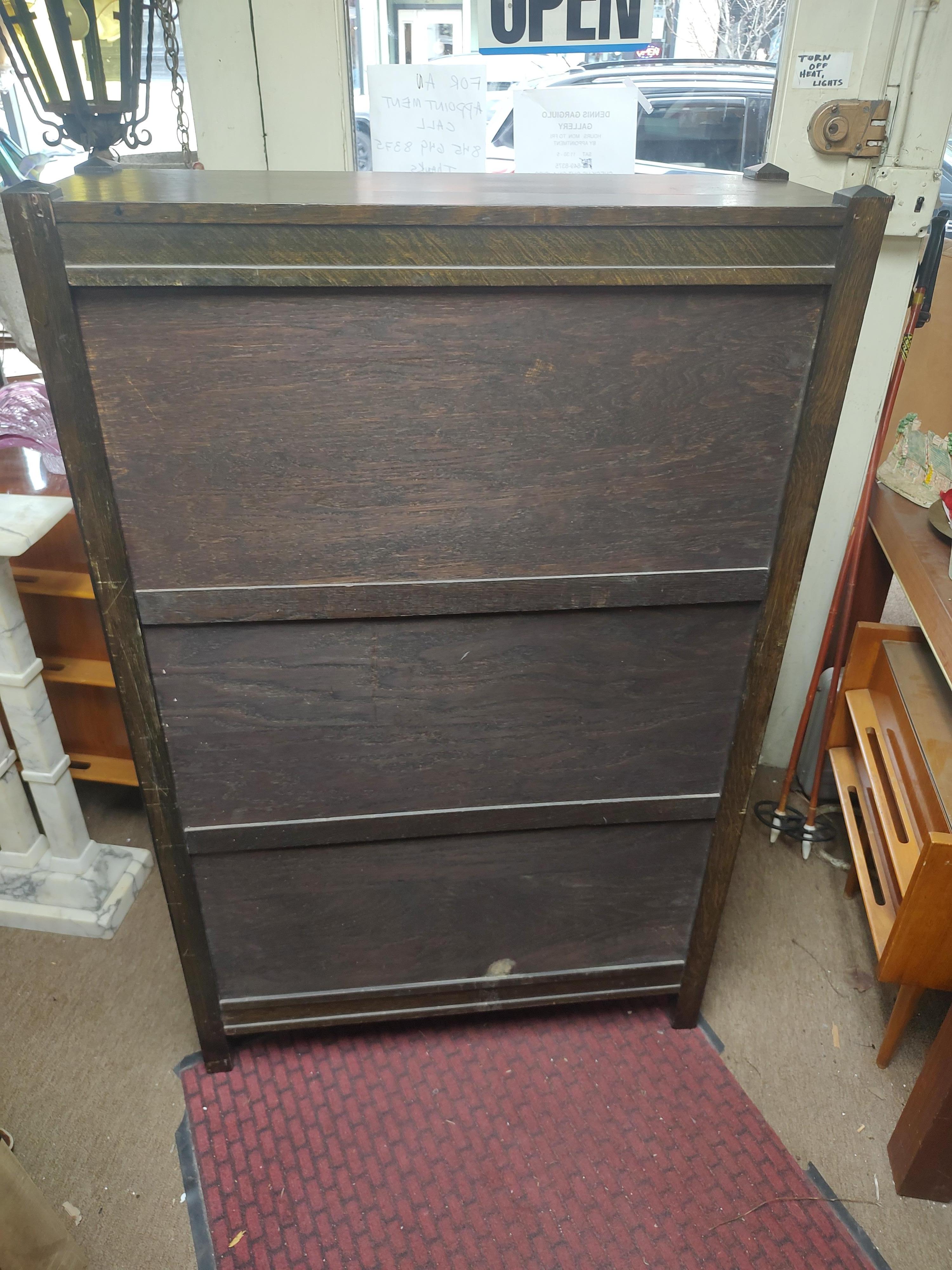 Mission Oak Arts &Crafts Leaded Glass Bookcase C1912 For Sale 6