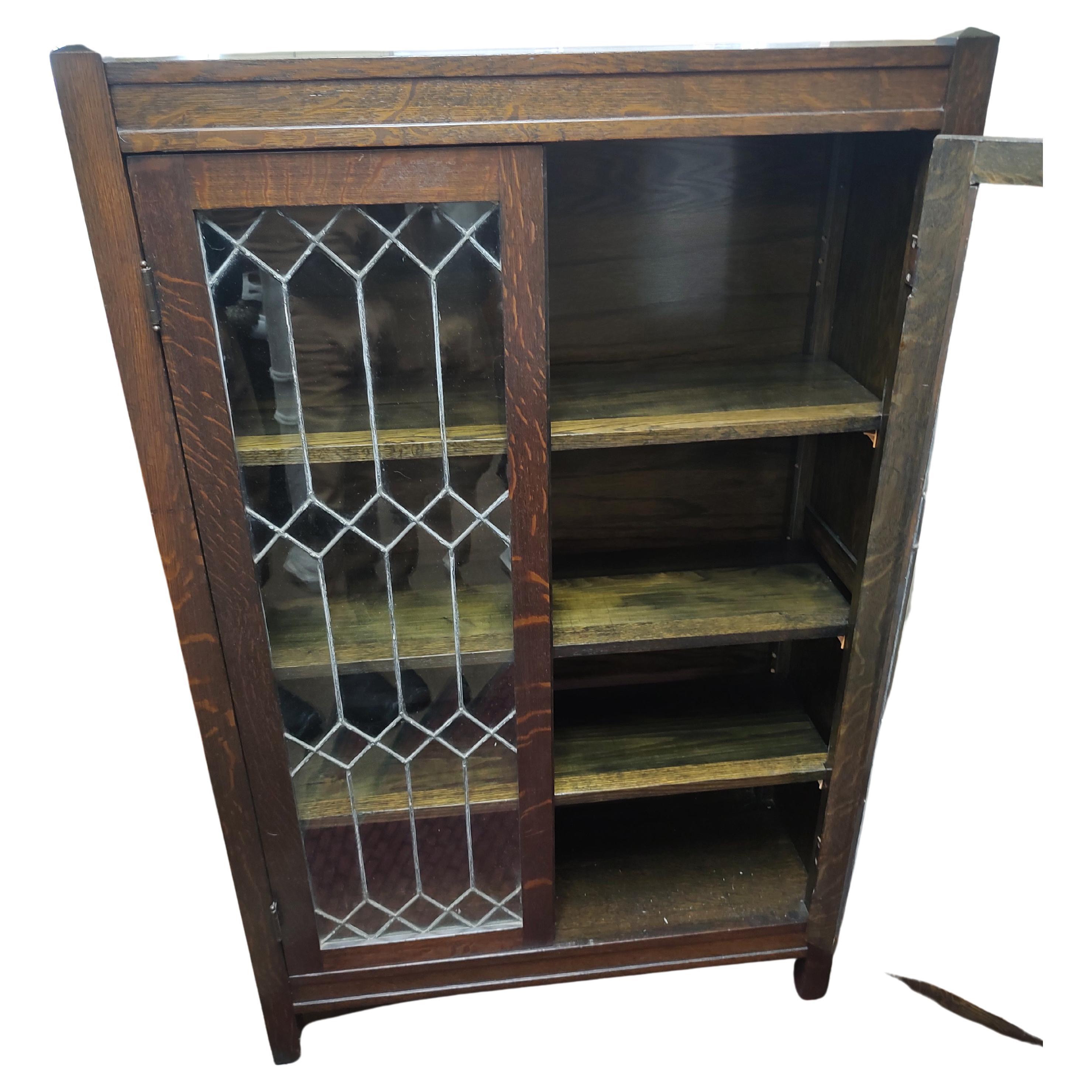 Hand-Crafted Mission Oak Arts &Crafts Leaded Glass Bookcase C1912 For Sale