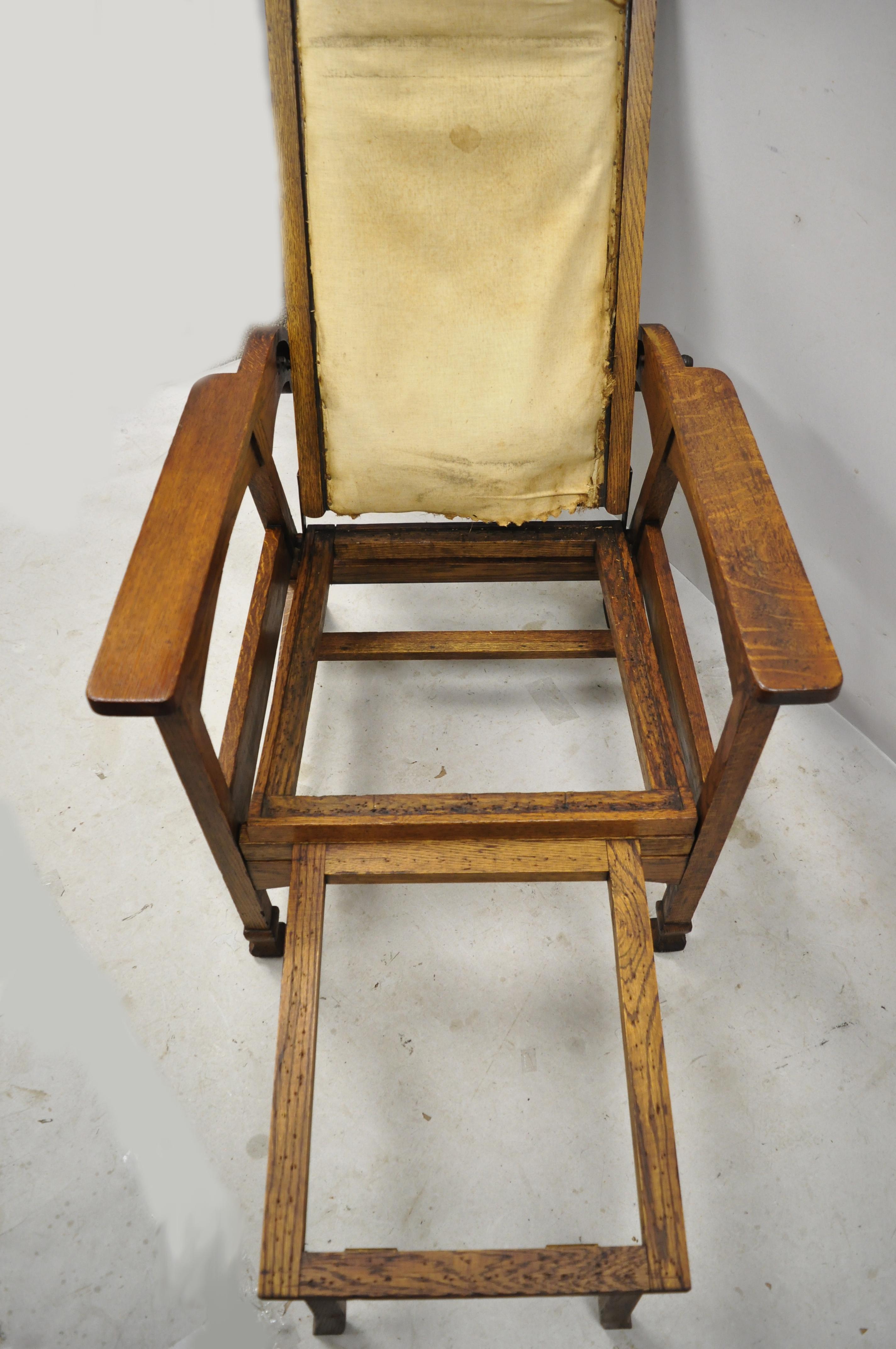 Mission Oak Arts Crafts Reclining Morris Chair Fold Flip Footrest attr Hunzinger For Sale 1