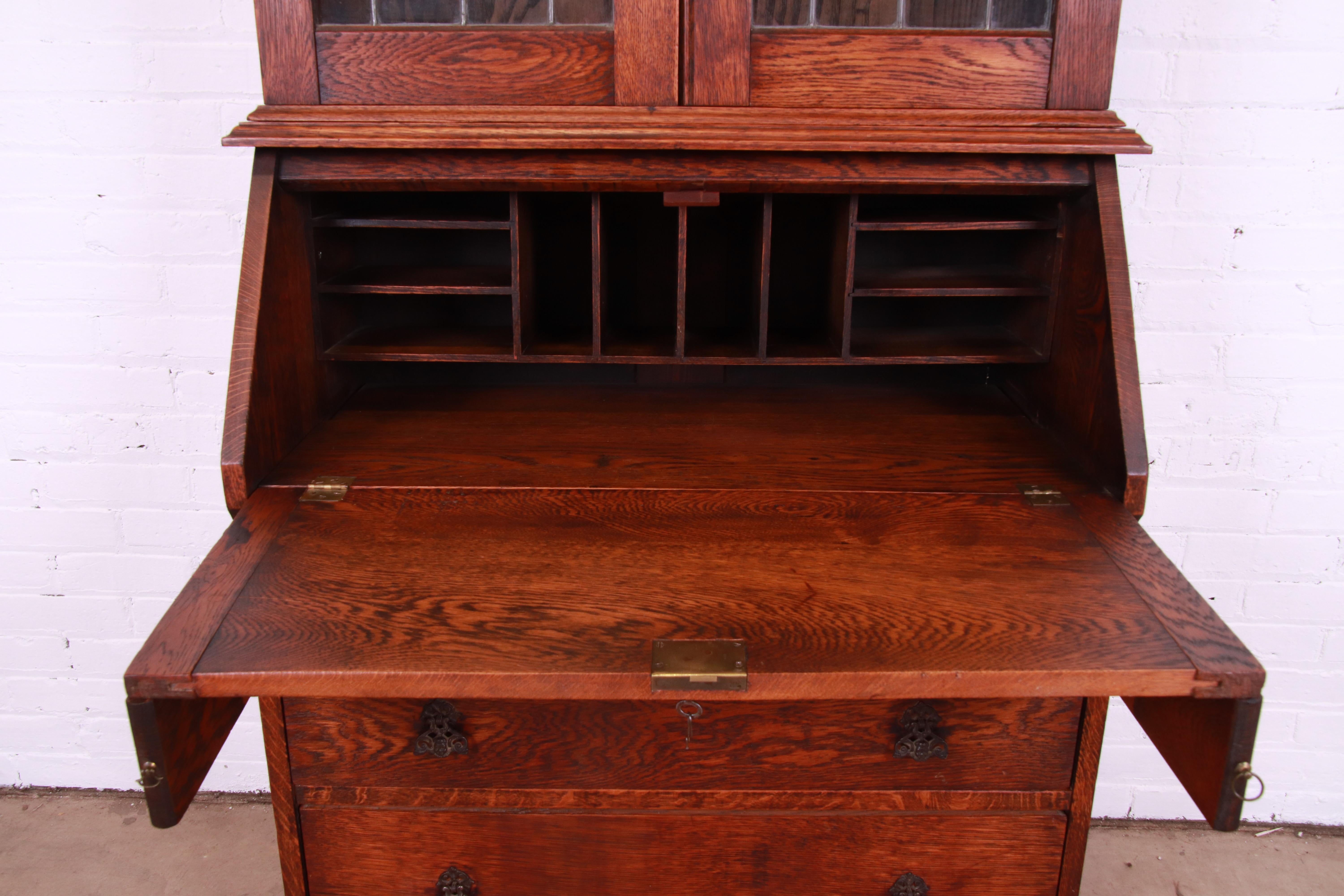 Mission Oak Arts & Crafts Secretary Desk with Stained Glass Bookcase Hutch In Good Condition In South Bend, IN