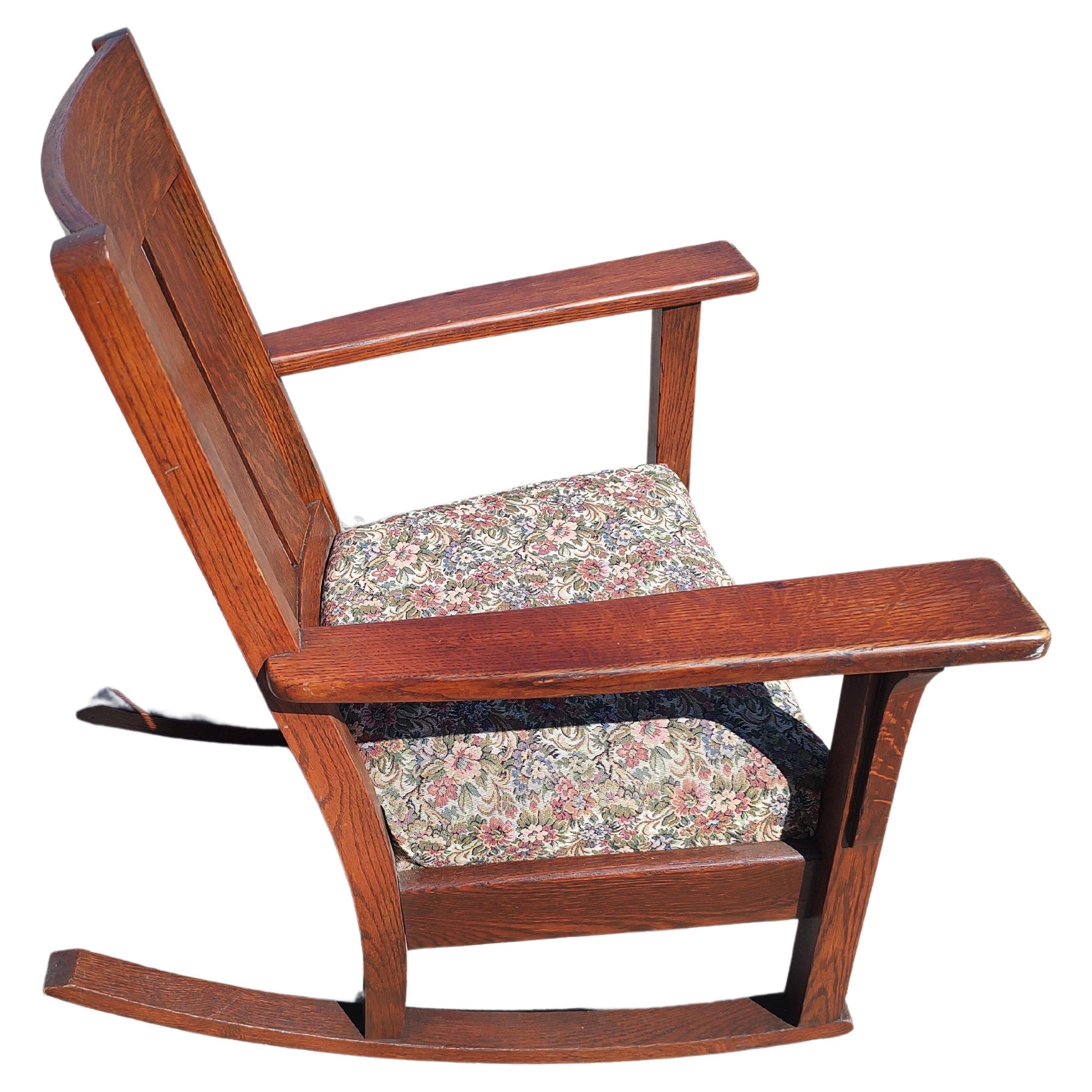 Hand-Crafted Mission Oak Arts & Crafts Stickley Brothers Style Rocking Chair C1915 For Sale