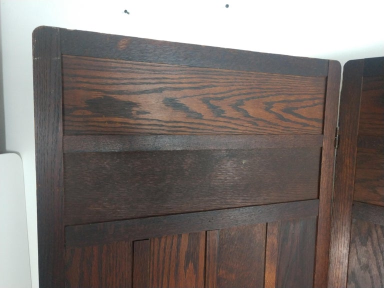 Mission Oak Arts & Crafts Three Panel Screen Room Divider In Good Condition For Sale In Port Jervis, NY