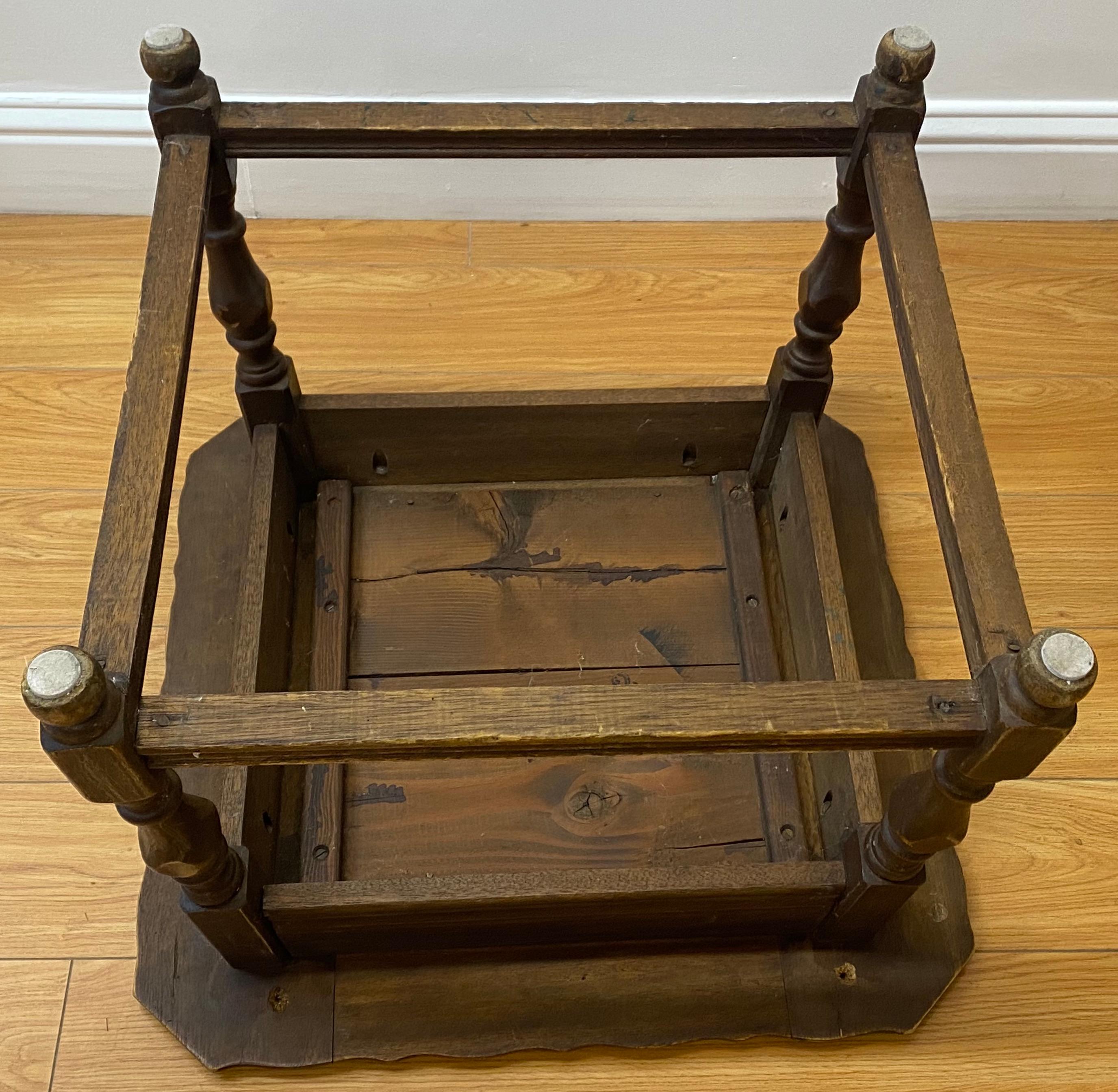 Hand-Crafted Mission Oak Arts & Crafts Tile-Top Side Table, circa 1920 For Sale
