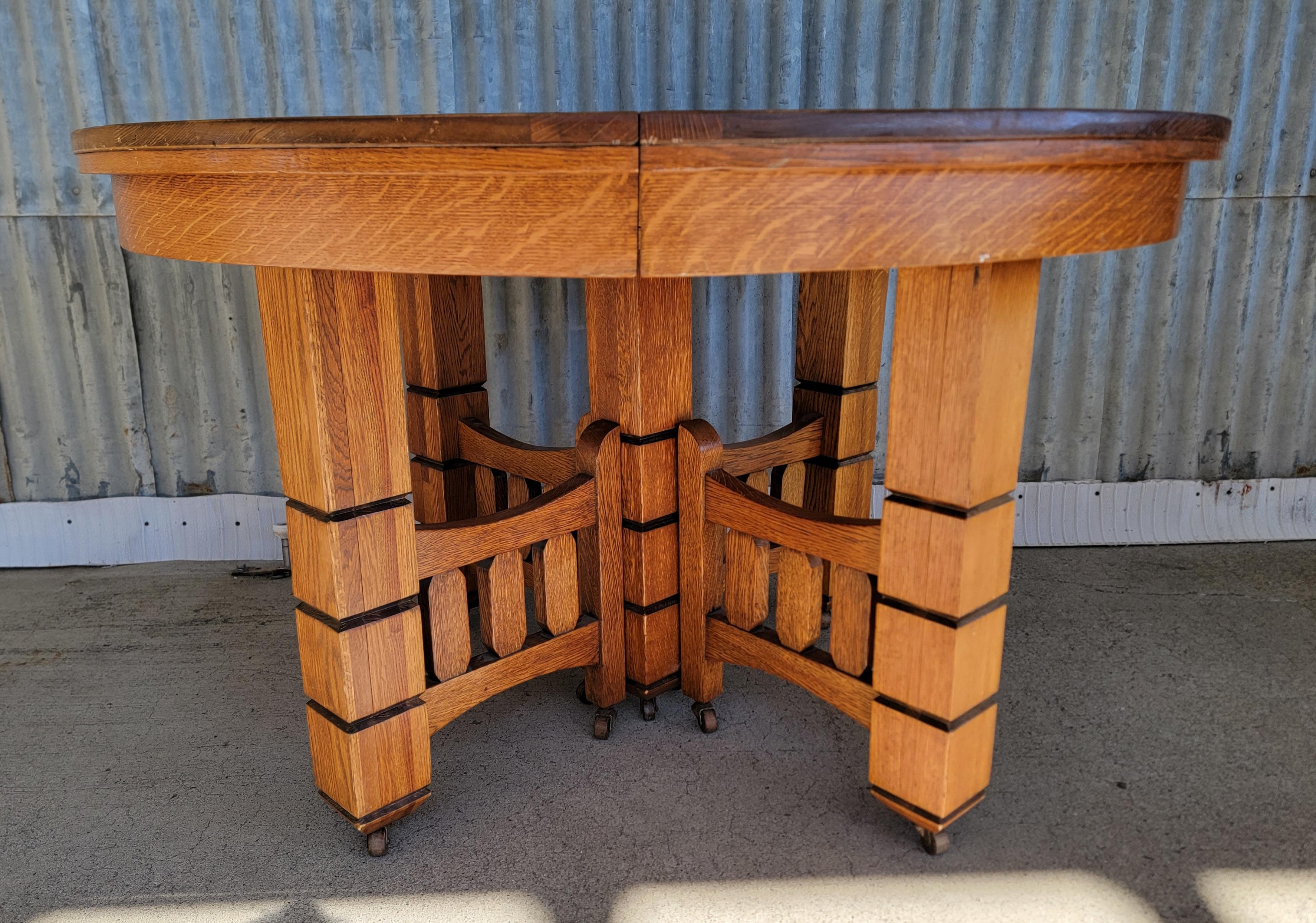 Early 20th Century Mission Oak Circular Dining Table Circa 1908