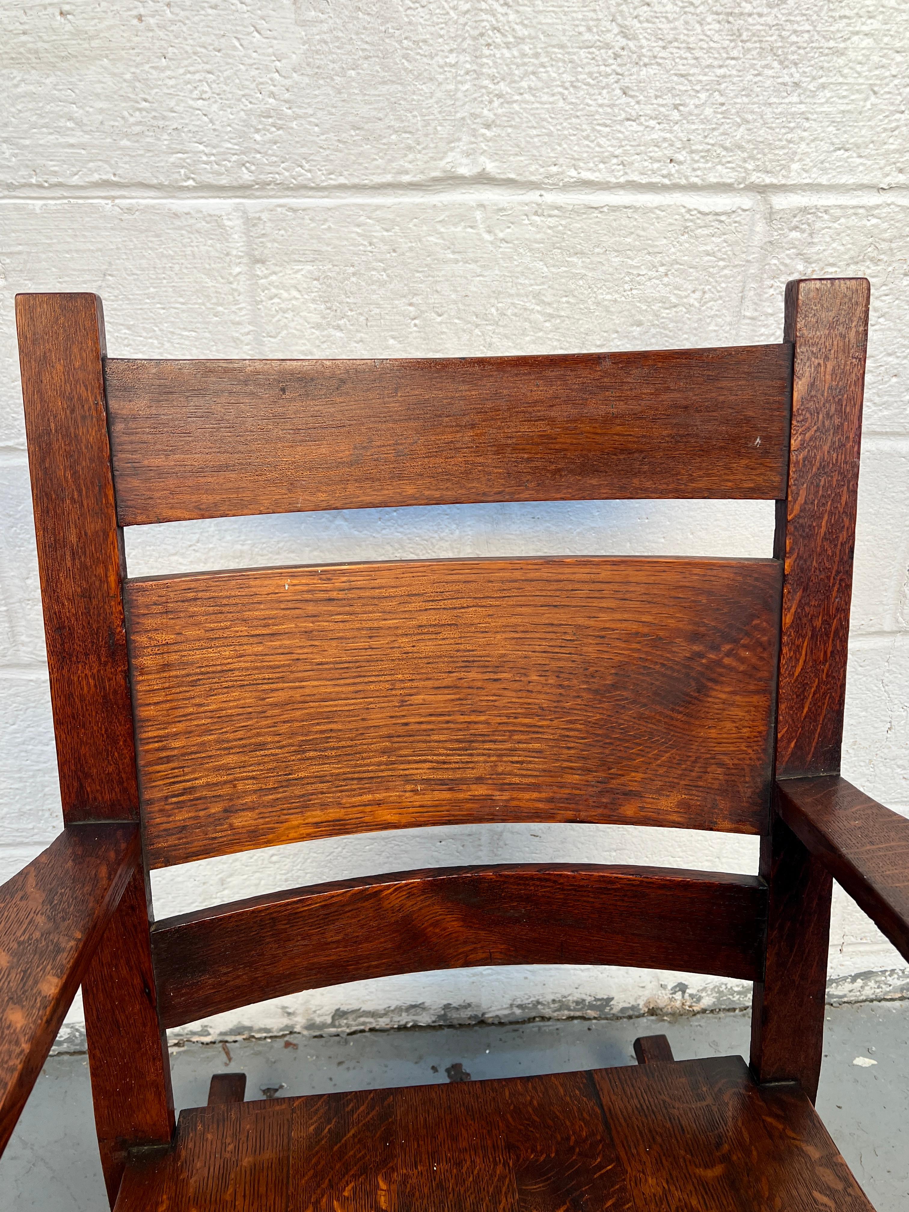 Mission Style Schaukelstuhl in Eiche im Angebot 1