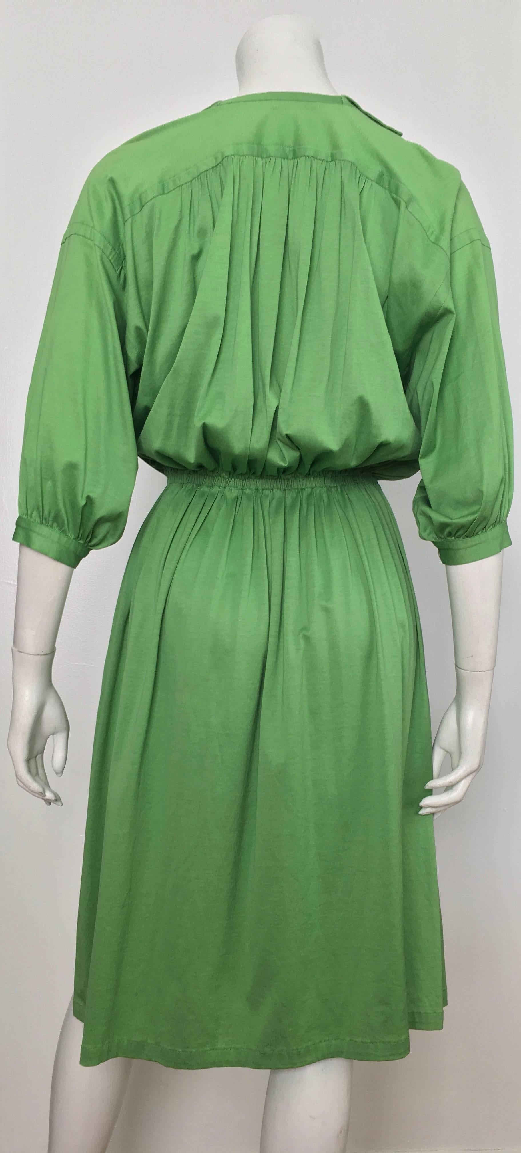 Missoni 1980s Green Cotton Casual Day Dress with Pockets Size Small. For Sale 3