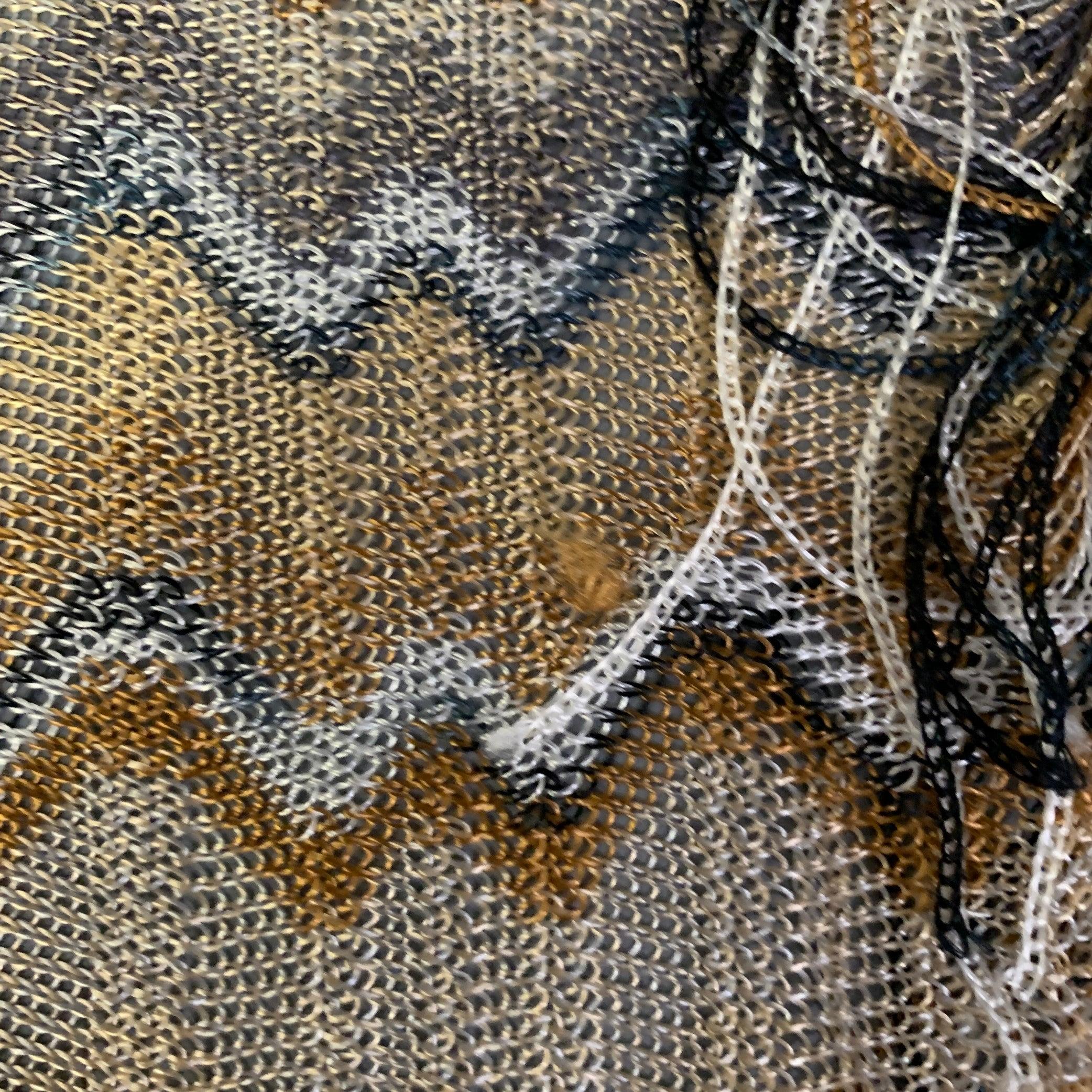 Missoni Beige Scialle con frangia in maglia di viscosa multi colore Zig Zag in vendita 3