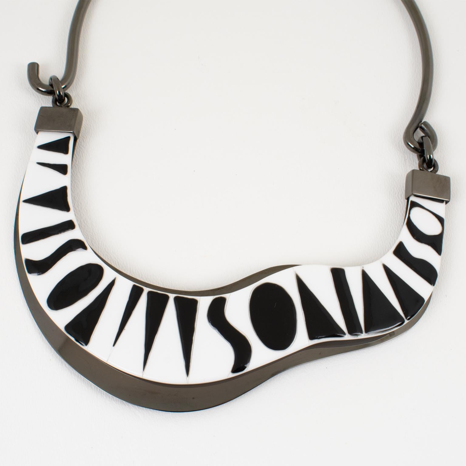 Missoni Black and White Lucite and Metal Choker Necklace, Runway Spring 2014 For Sale 3