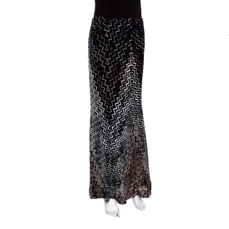 Missoni Black Chevron Pattern Knit Maxi Skirt M In Good Condition In Dubai, Al Qouz 2