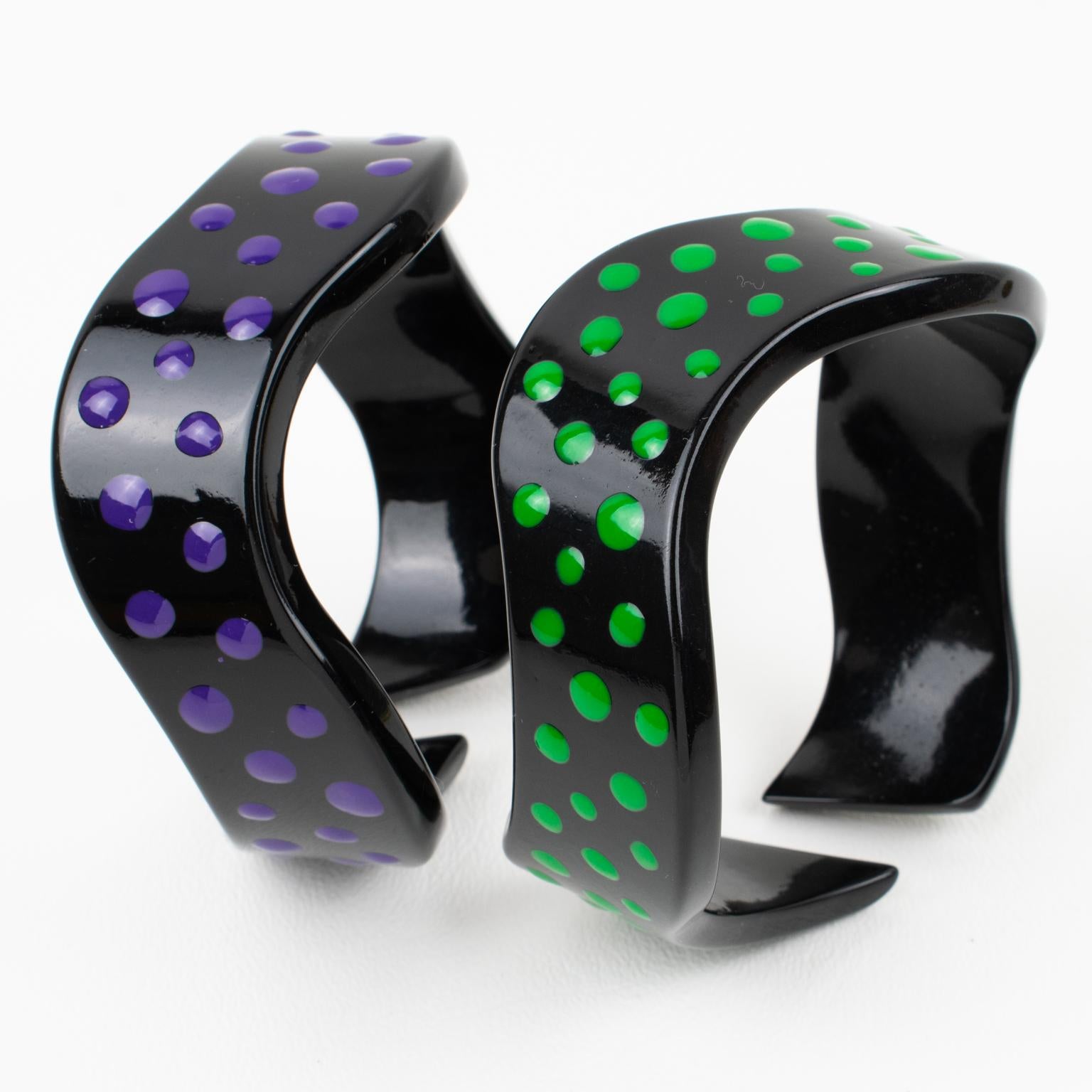 Modern Missoni Black Lucite Resin Bracelet Bangle Purple and Green Dots, a pair For Sale