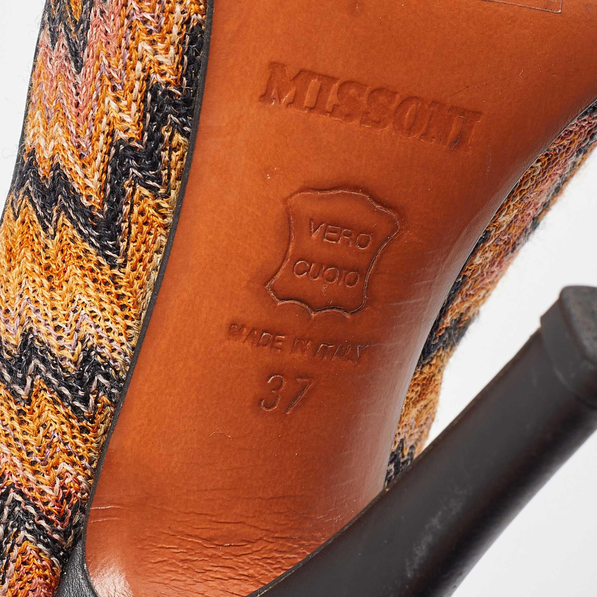 Missoni Black/Orange Fabric and Leather Ankle T-Strap Pumps Size 37 For Sale 3