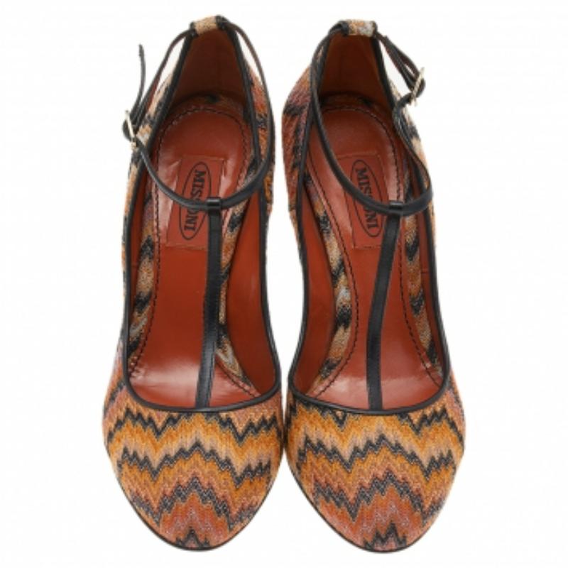 Missoni - Escarpins en cuir et tissu noir/orange avec bride de cheville - Taille 37,5 Bon état - En vente à Dubai, Al Qouz 2