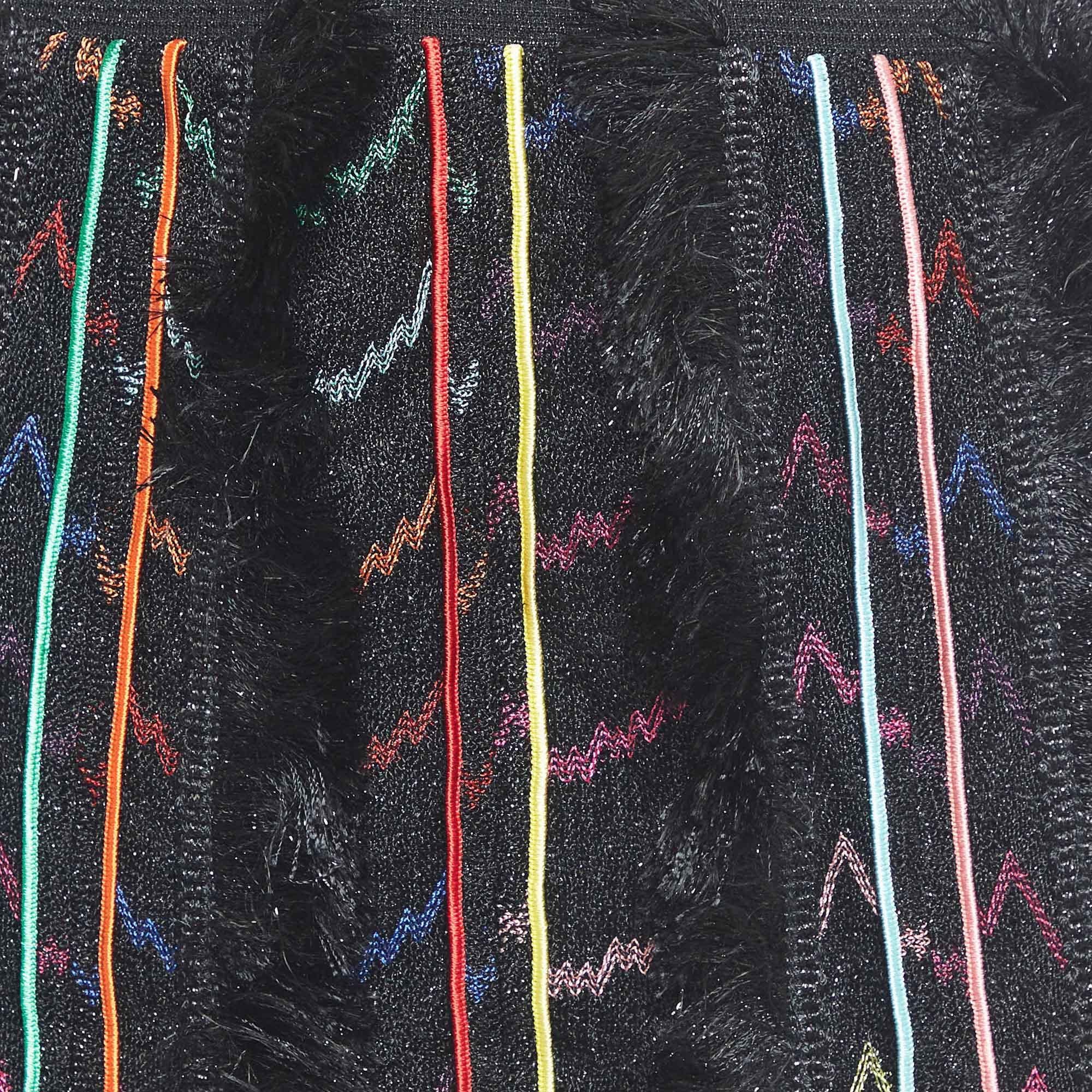 Noir Mini-jupe à rayures noires Missoni en maille de lurex et franges S en vente