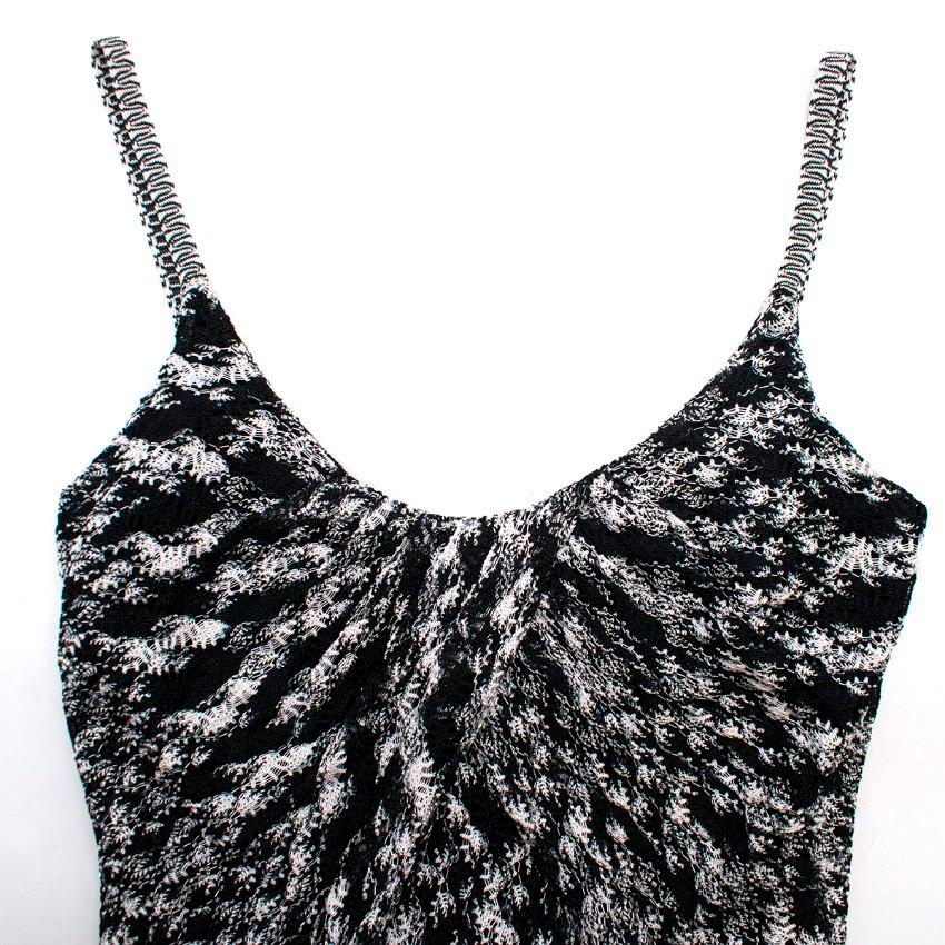 Missoni Black & White Knit Mini Dress Size US 4 For Sale 2