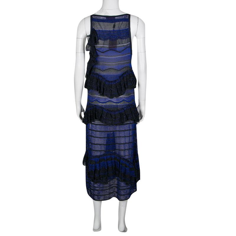 A luxe pop hue meets form-flattering silhouette and ruffled detailing to give this jazzy Missoni dress for your evening looks. Complete with a gleaming finish, this sleeveless piece can be styled with loose curls and block heels.

Includes: The