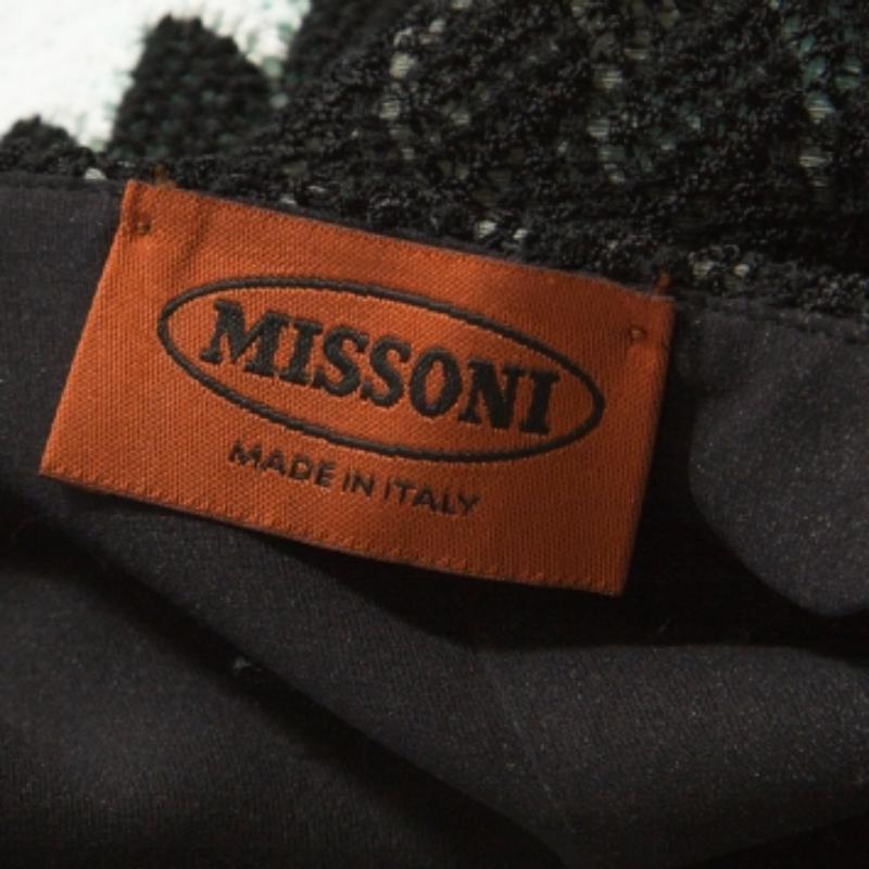 Missoni Blaues Häkelstrick-Kleid ohne Ärmel M im Zustand „Hervorragend“ im Angebot in Dubai, Al Qouz 2
