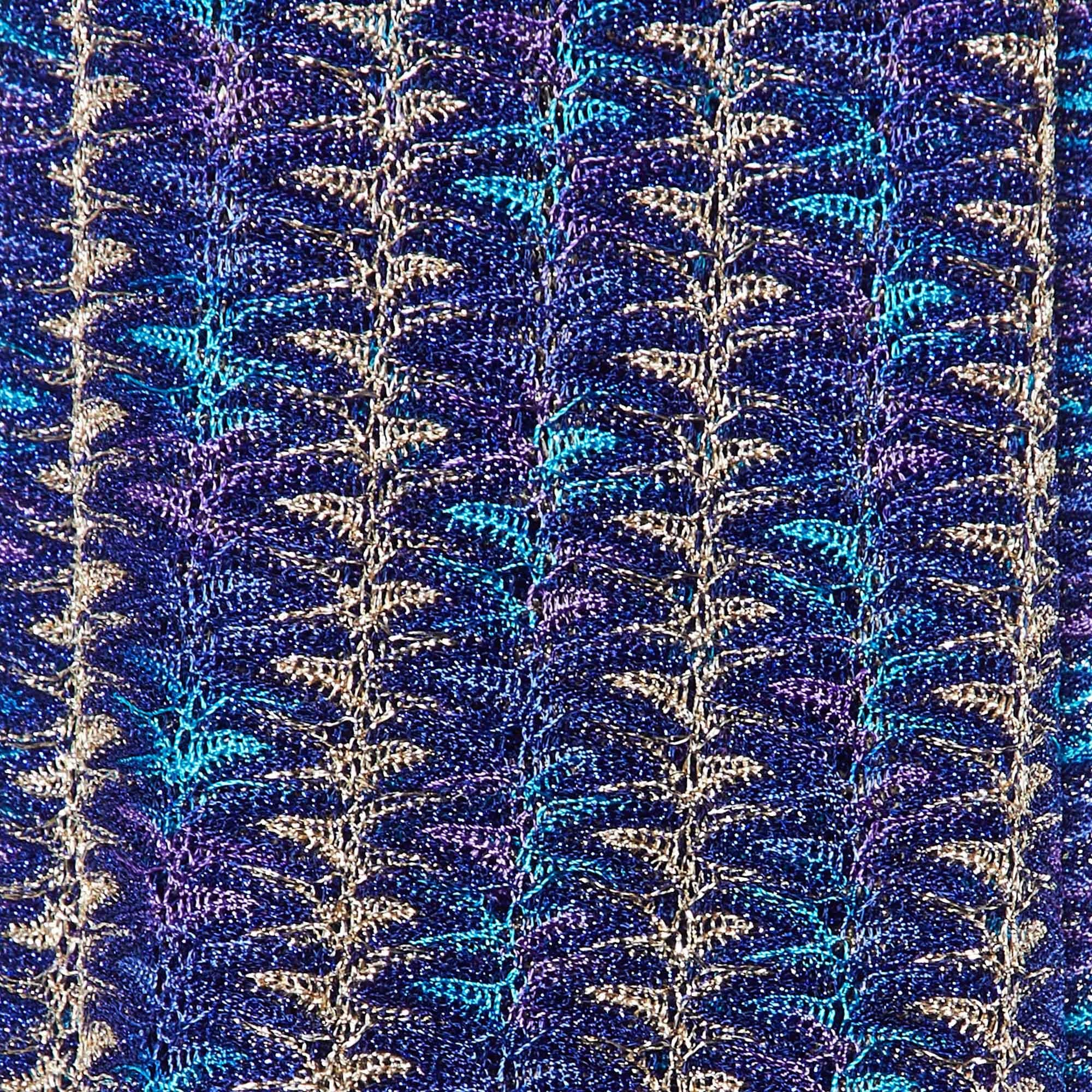 Missoni Stola in maglia lurex testurizzata blu/viola In condizioni ottime in vendita a Dubai, Al Qouz 2