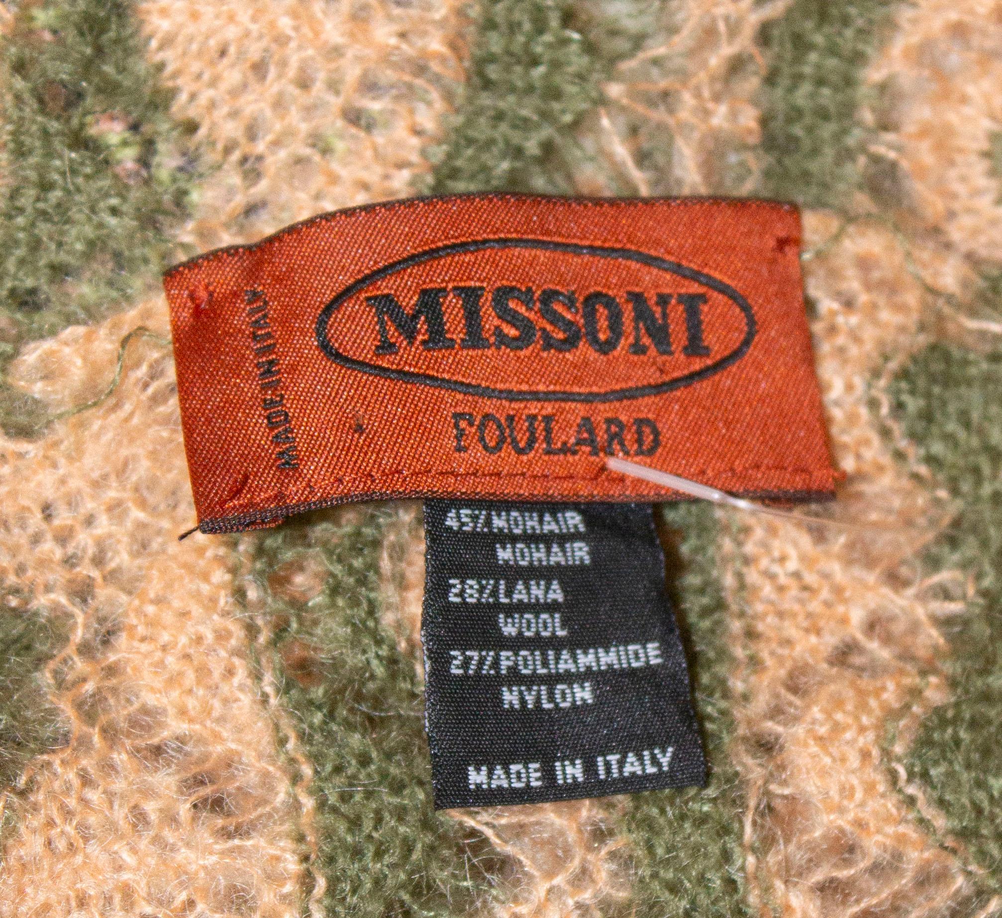 Écharpe en tricot Missoni Brown Label, vert et pêche Bon état - En vente à London, GB