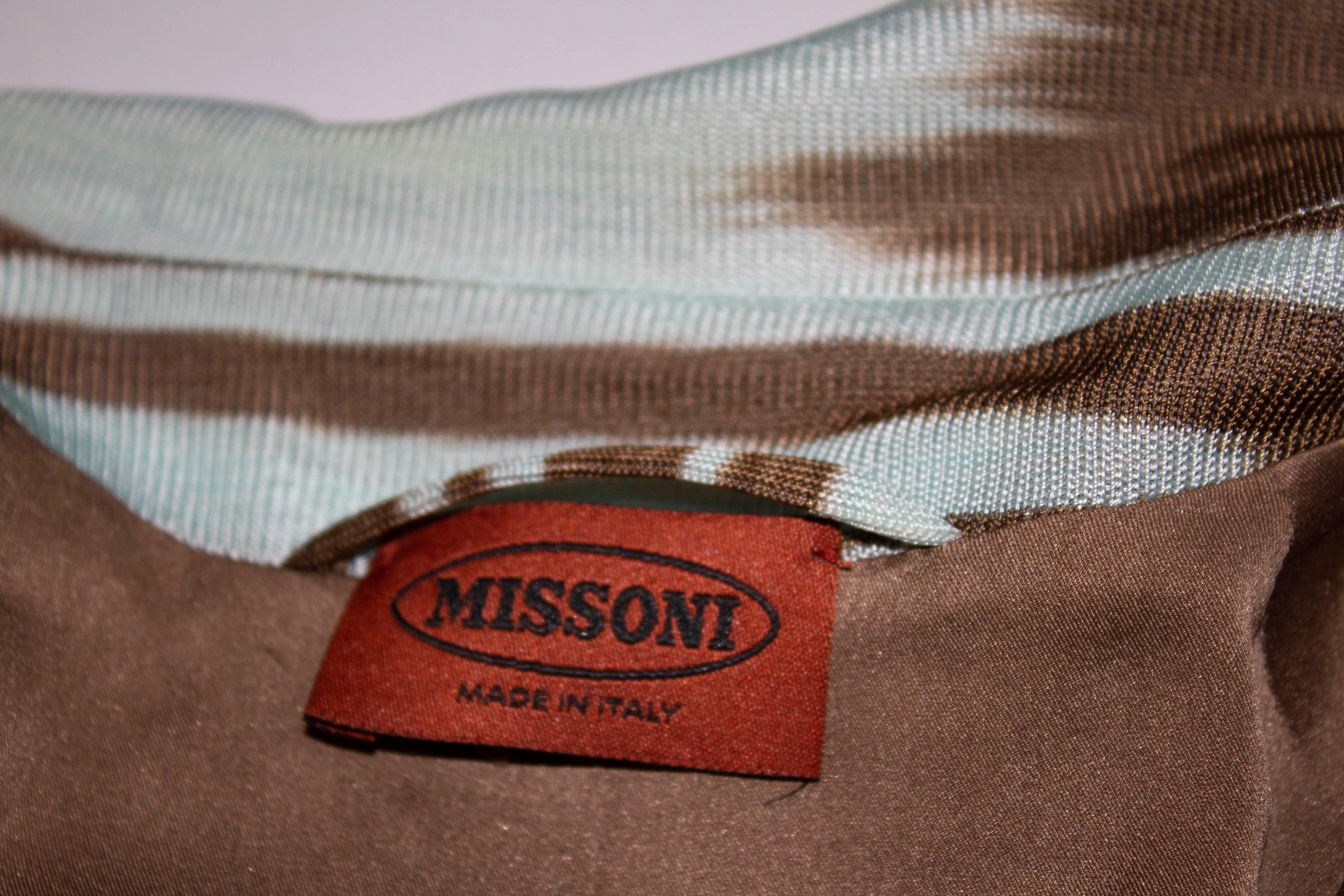 A great jacket for Spring by Missoni main line. The jacket is in a lovely combination of sky blue and brown, is double  breasted and has a pocket on either side. Measurements