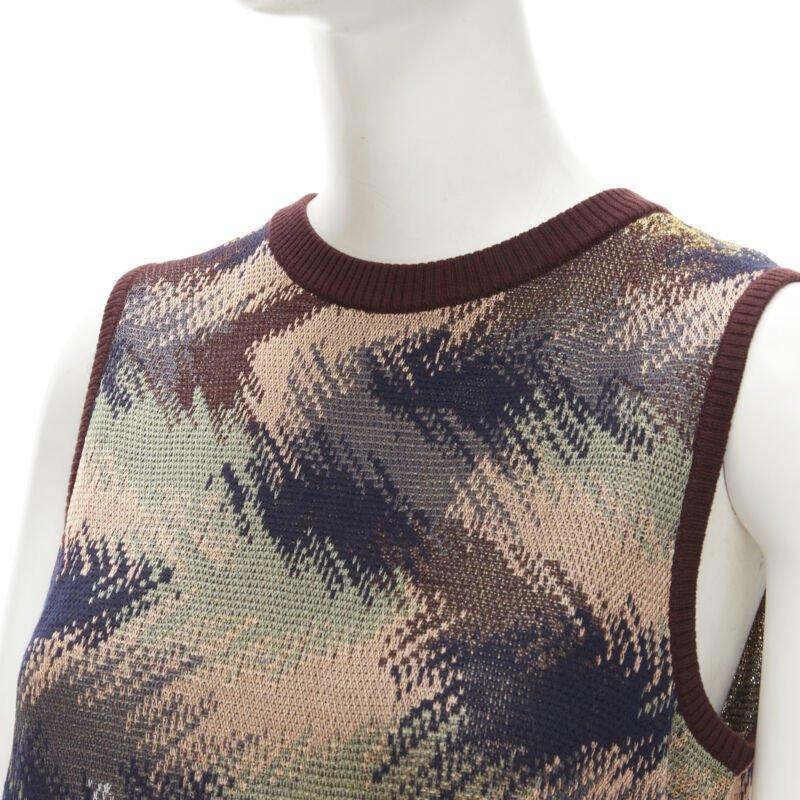 MISSONI burgundy crochet intarsia knit grandma vest IT44 M
Reference: KNLM/A00085
Brand: Missoni
Material: Viscose, Wool
Color: Burgundy, Multicolour
Pattern: Graphic
Made in: Italy

CONDITION:
Condition: Unworn in mint condition, with tags. 
Comes
