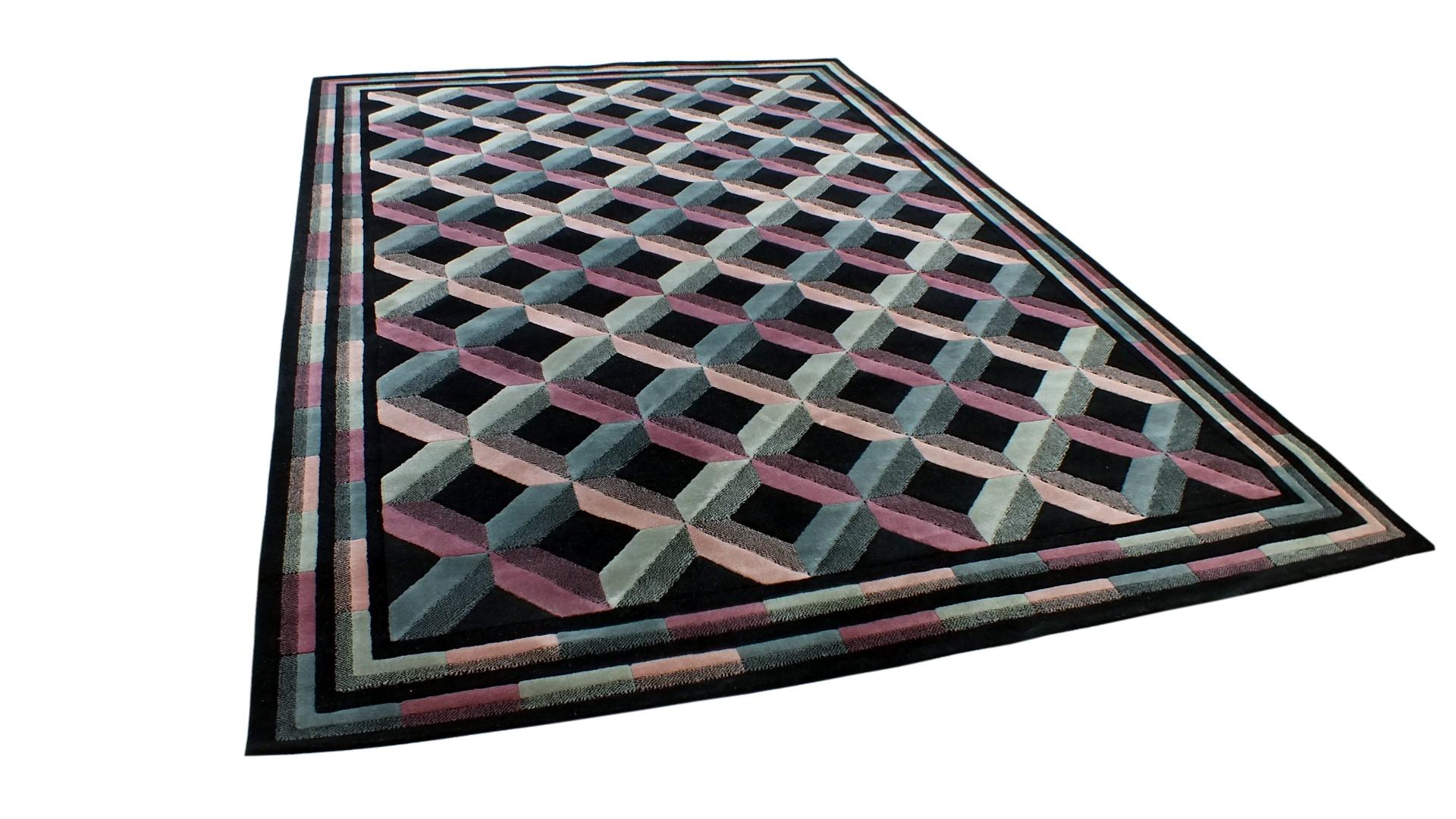 Missoni by T&J. Vestor in years '80 optical art carpet 100 % wool 

