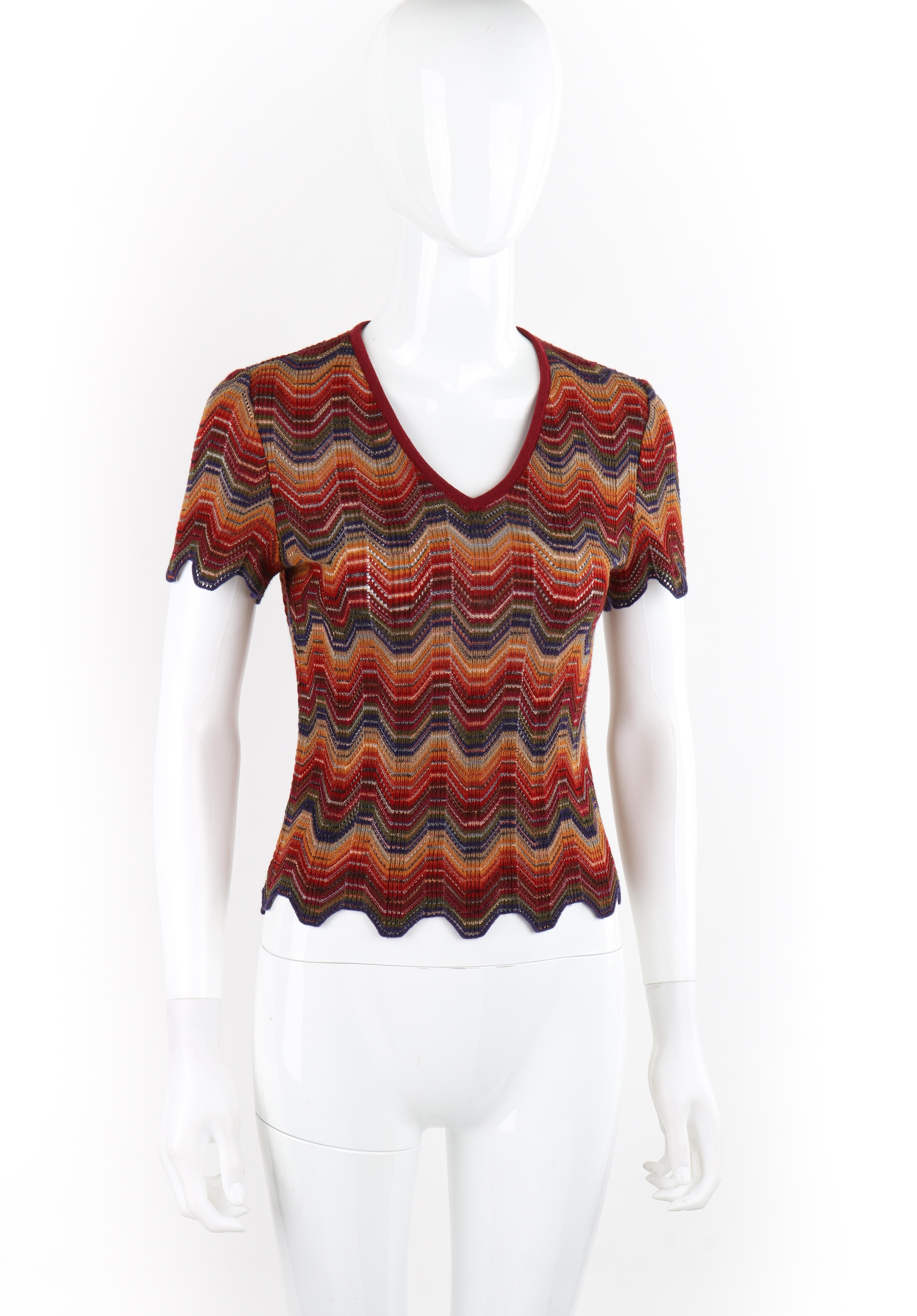 MISSONI c.1970s Multicolor Wool Stretch Knit Striped V-Neck Short Sleeve Top In Good Condition For Sale In Thiensville, WI
