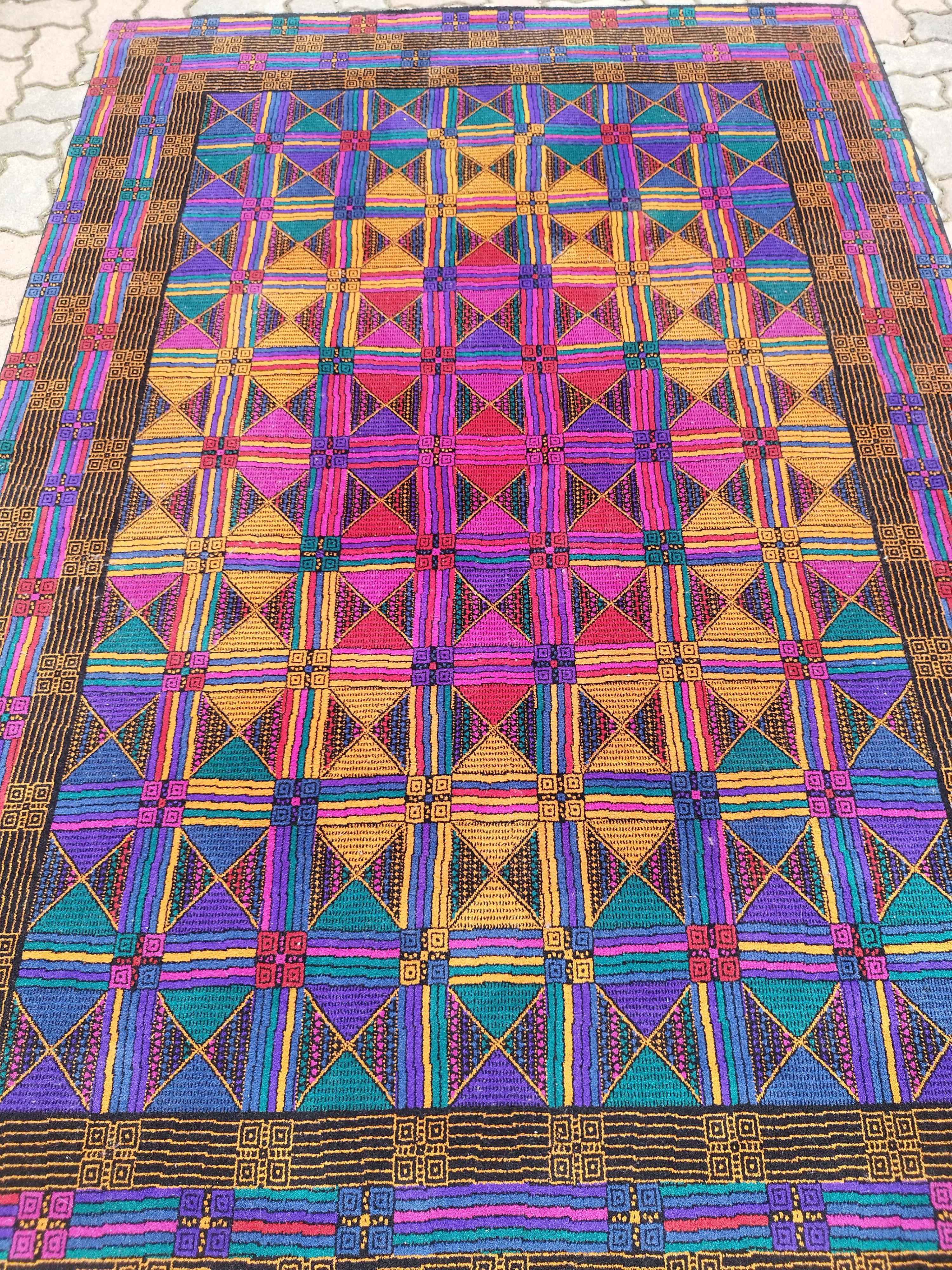 Missoni carpet for T&J Vestor In Excellent Condition For Sale In Milano, IT