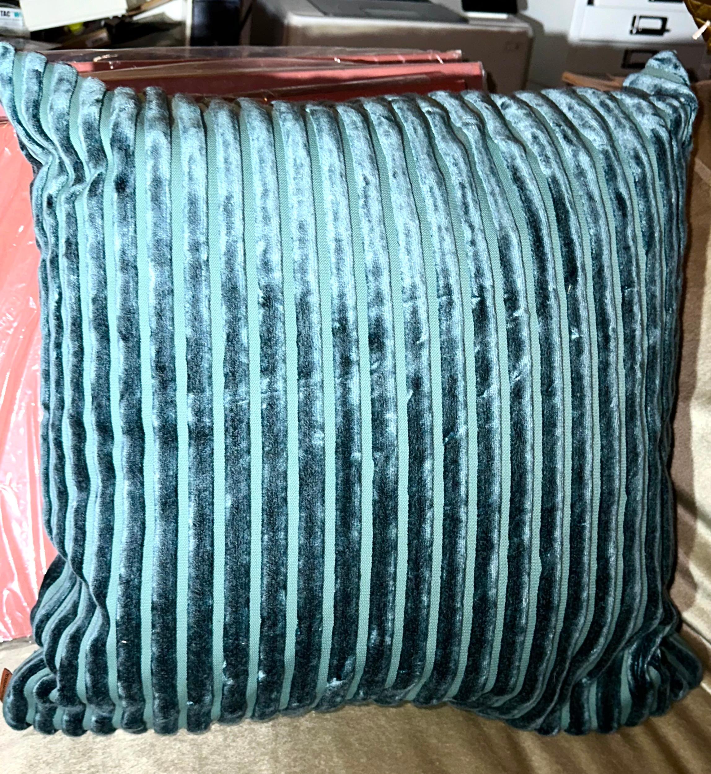 Missoni Coomba Velvet Square Cushion, Dark Teal, Italy.  In Excellent Condition For Sale In Brooklyn, NY