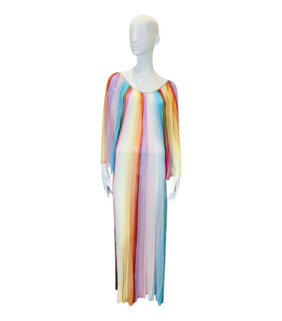 Missoni Crochet-Knit Beach Dress/Cover Up

Multicoloured sheer dress designed with signature striped pattern.

Detailed with metallic trim, wide sleeves and slits to the side.

Featuring round neckline and open back. Rrp £591

Size – S

Condition –