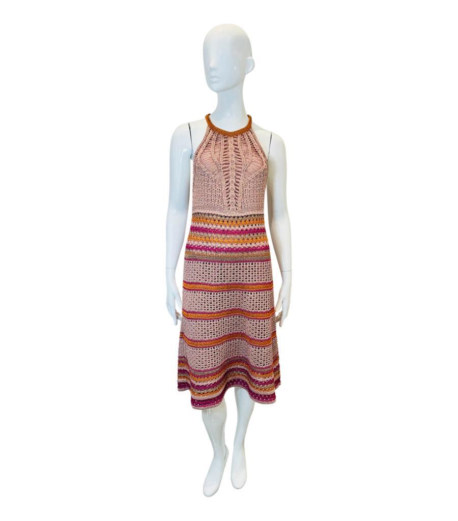 Missoni Crochet Metallic Dress
Dusty pink sleeveless dress designed with multicoloured knitted stripe pattern.
Featuring racer back and knee length.
Size – 42IT
Condition – Very Good
Composition – 66% Viscose, 34% Metallised Fibre
