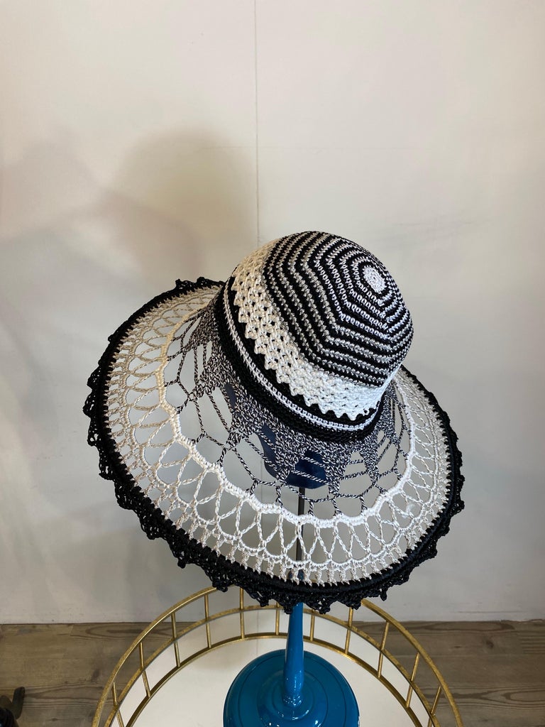 Missoni crochet Summer Hat For Sale at 1stDibs display picture 1