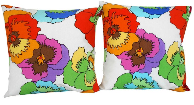 Italian Missoni Custom Pink, Orange, Red Floral Pansy Pillow Pair, MissoniHome, Italy For Sale