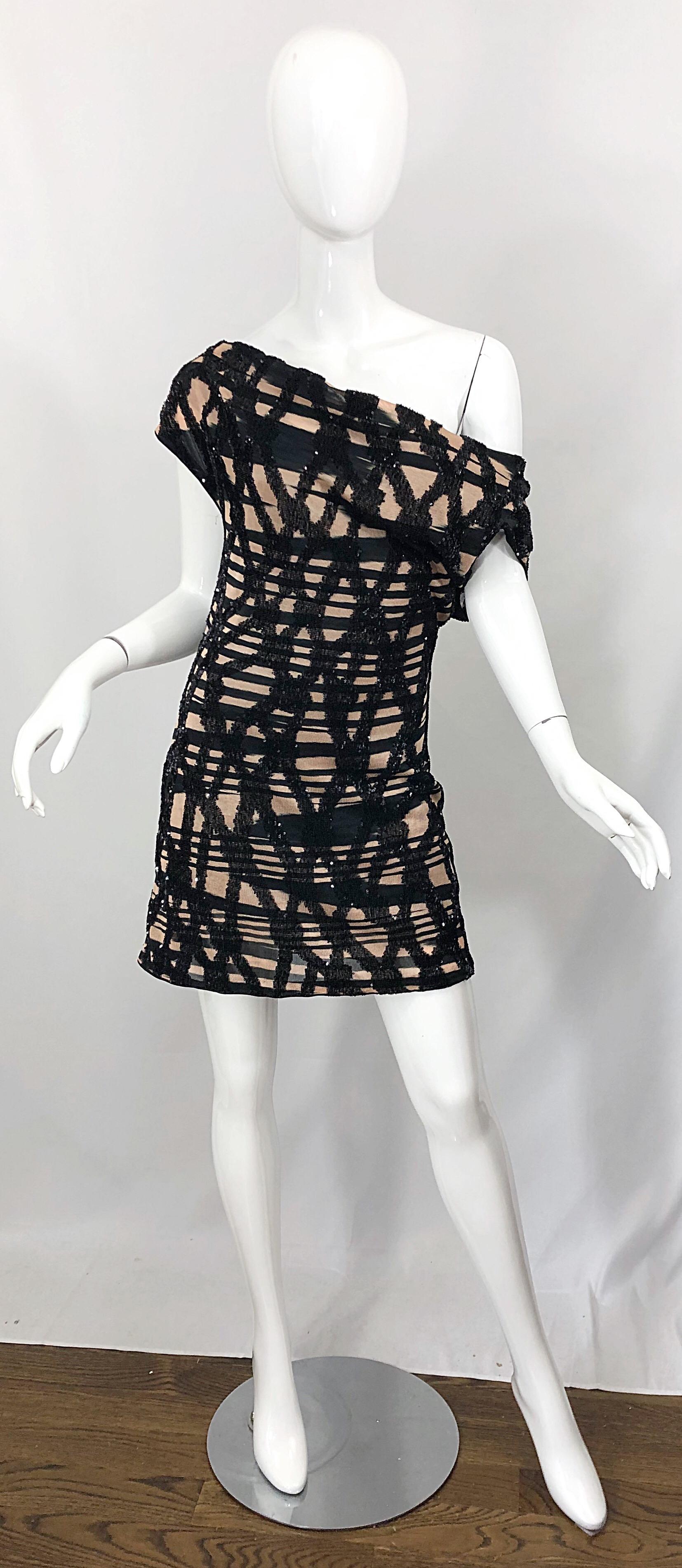 Missoni Early 2000s Black + Nude Sequined Size 40 / 4 - 6 Abstract Mini Dress For Sale 4
