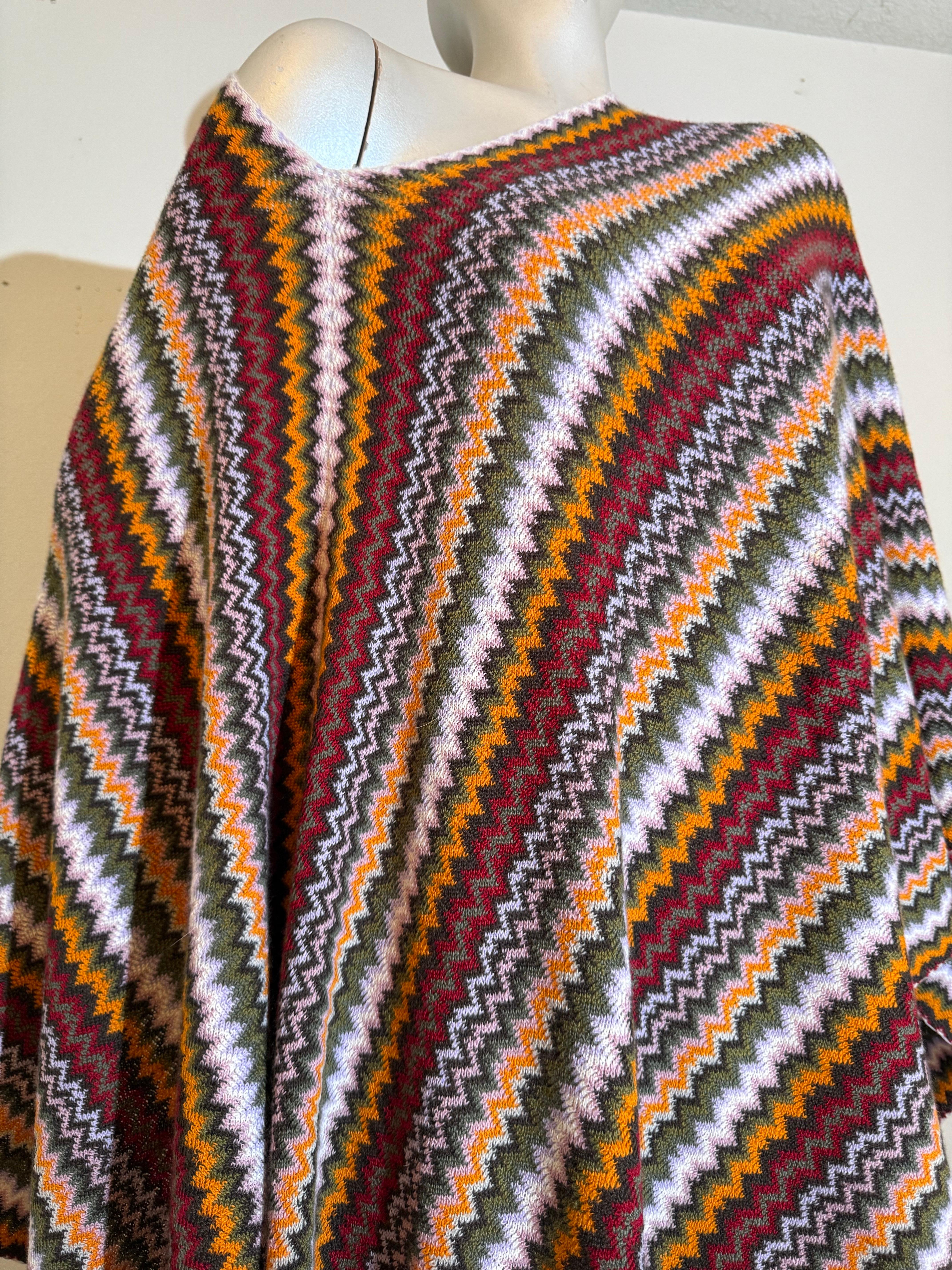 da uomo o donna Missoni - Poncho in lana a maglia Chevron Autunno/Inverno in Marrone, Senape, Nero e Bianco in vendita