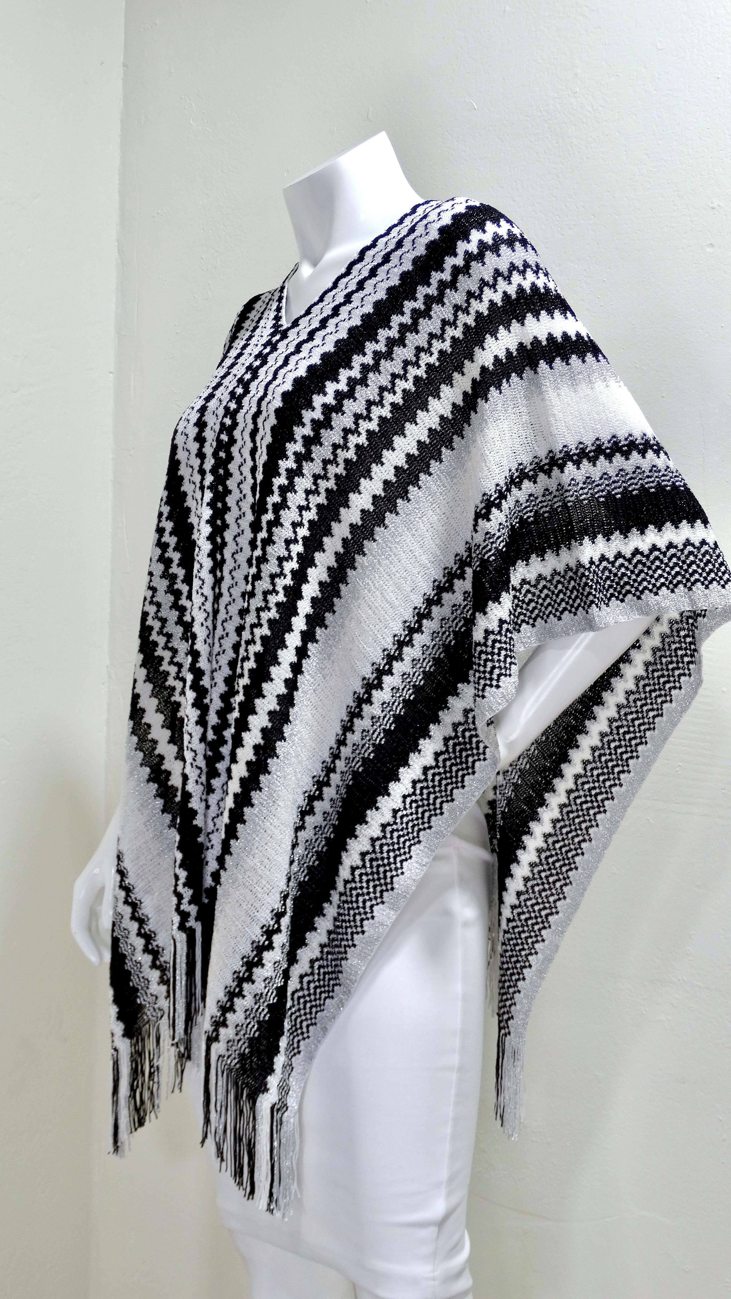 Gris MISSONI Poncho à chevrons à franges en vente