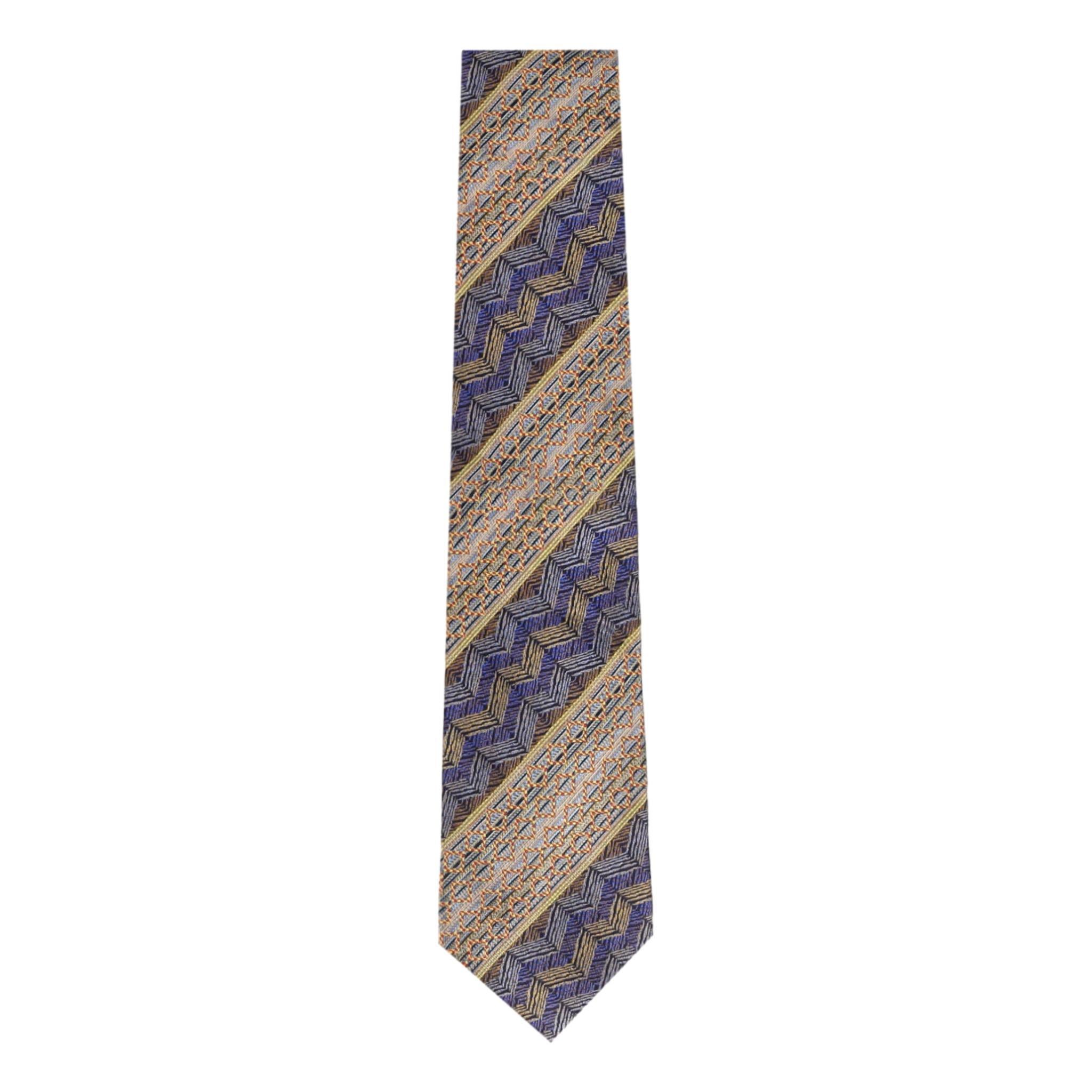 Missoni Geometrisches Muster Seidenkrawatte

Mehrfarbige Krawatte aus Seide mit geometrischem Streifendessin.

Preis ca. £150

Größe - Länge 150cm

Zustand - Sehr gut 

Zusammensetzung - 100% Seide
