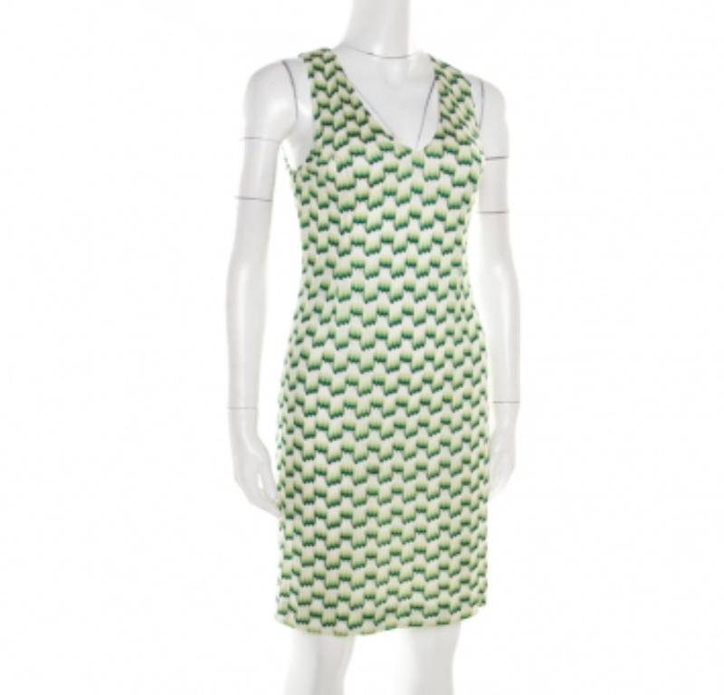 Grünes und weiß gemustertes ärmelloses Strickkleid mit V-Ausschnitt von Missoni S im Angebot 1