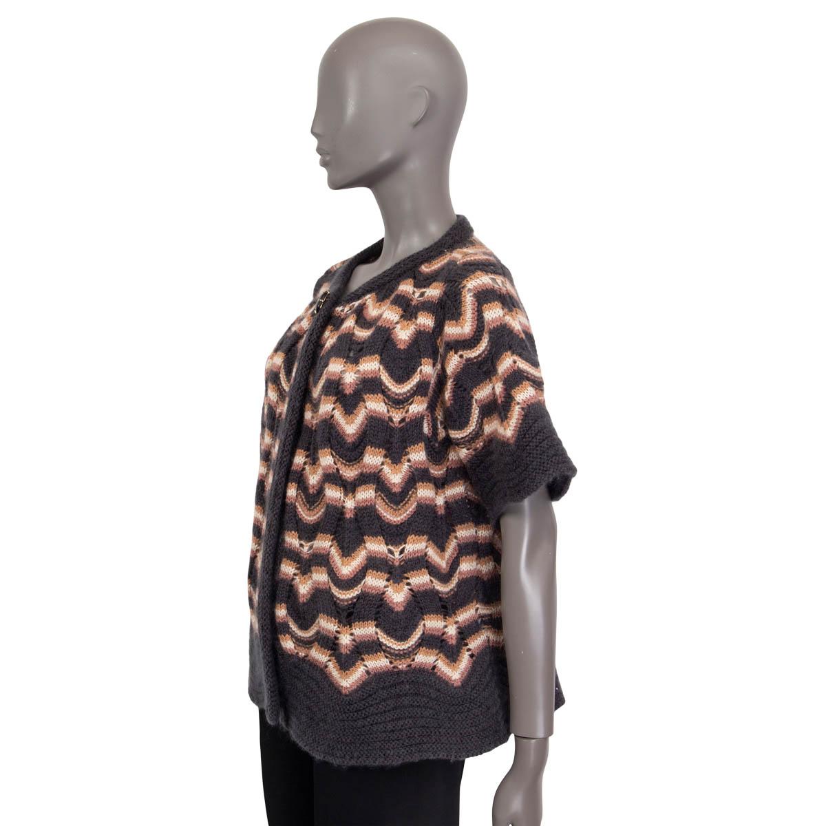 MISSONI grey & pink wool blend SHORT SLEEVE SINGLE BUTTON Cardigan Sweater 42 M In Excellent Condition In Zürich, CH