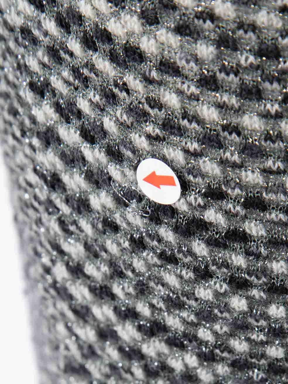 Robe grise en tricot rayée Missoni, longueur genou S Pour femmes en vente