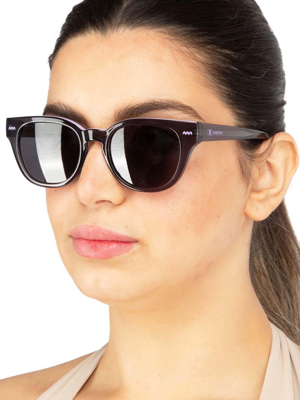 CONDITION is New with tags on this brand new M Missoni designer item. This item comes with original packaging.
 
 
 
 Details
 
 
 Model: MMI 0153/S
 
 Grey
 
 Acetate
 
 Square Eye Sunglasses
 
 Tinted Grey Lens
 
 Transparent Frame
 
 Purple