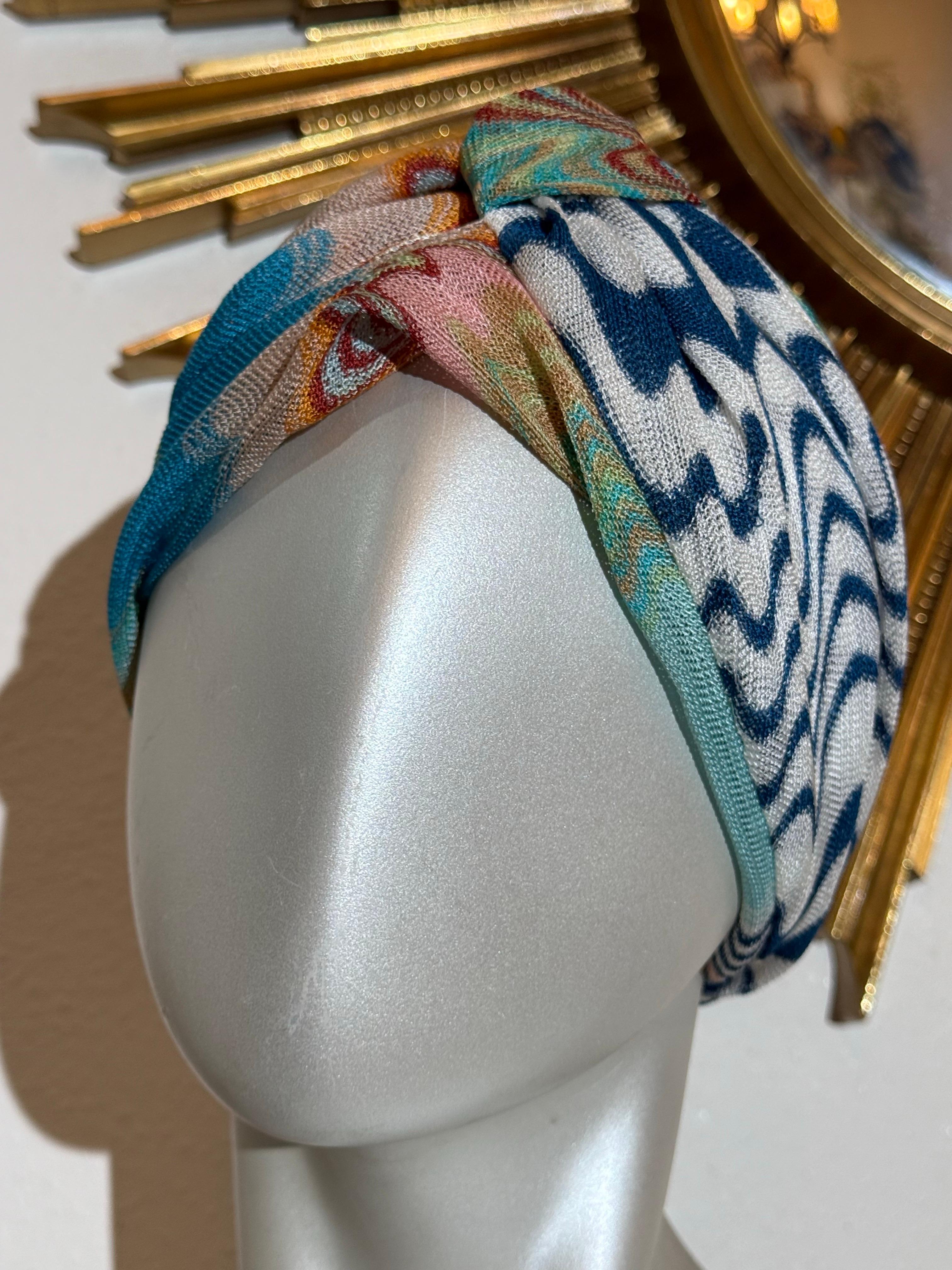 Turban classique en jersey de rayonne de Missoni Mare, bleu aqua et pêche en vente 1