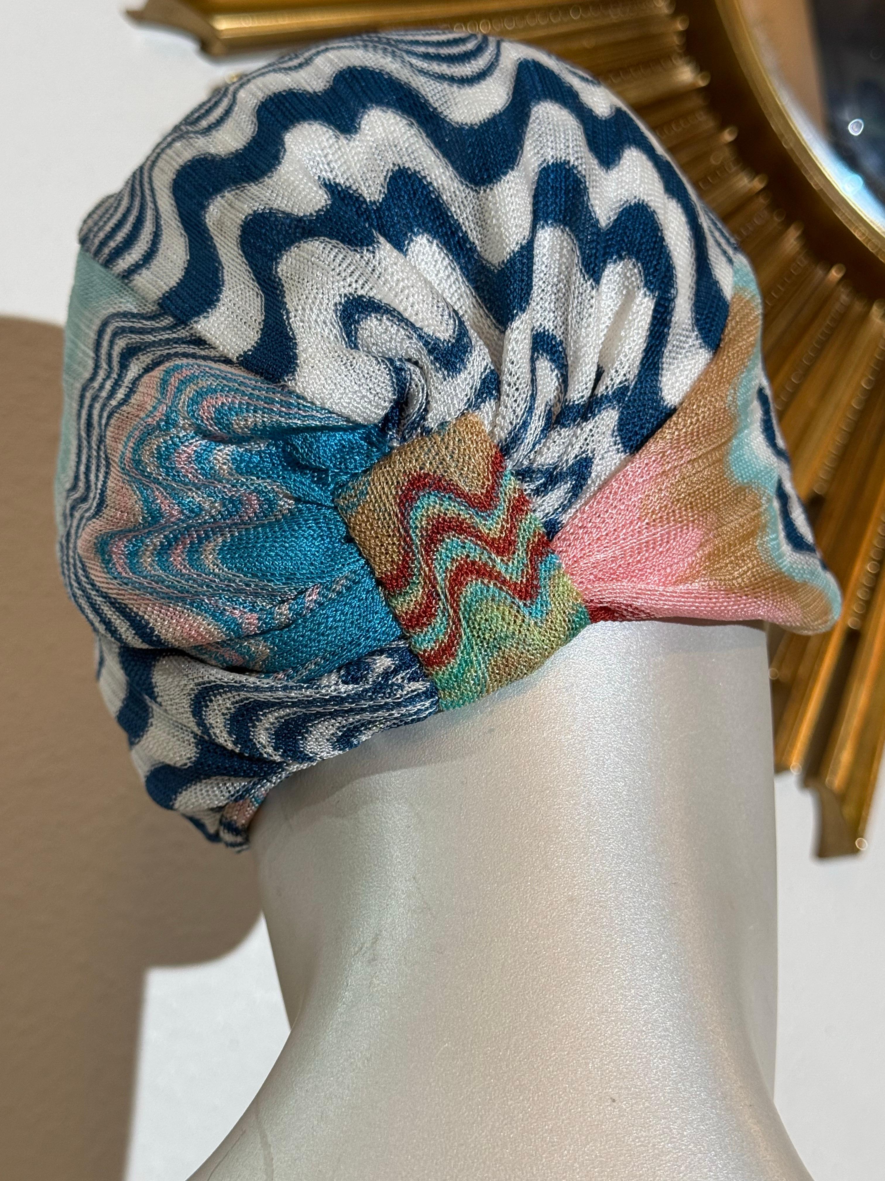 Turban classique en jersey de rayonne de Missoni Mare, bleu aqua et pêche en vente 2
