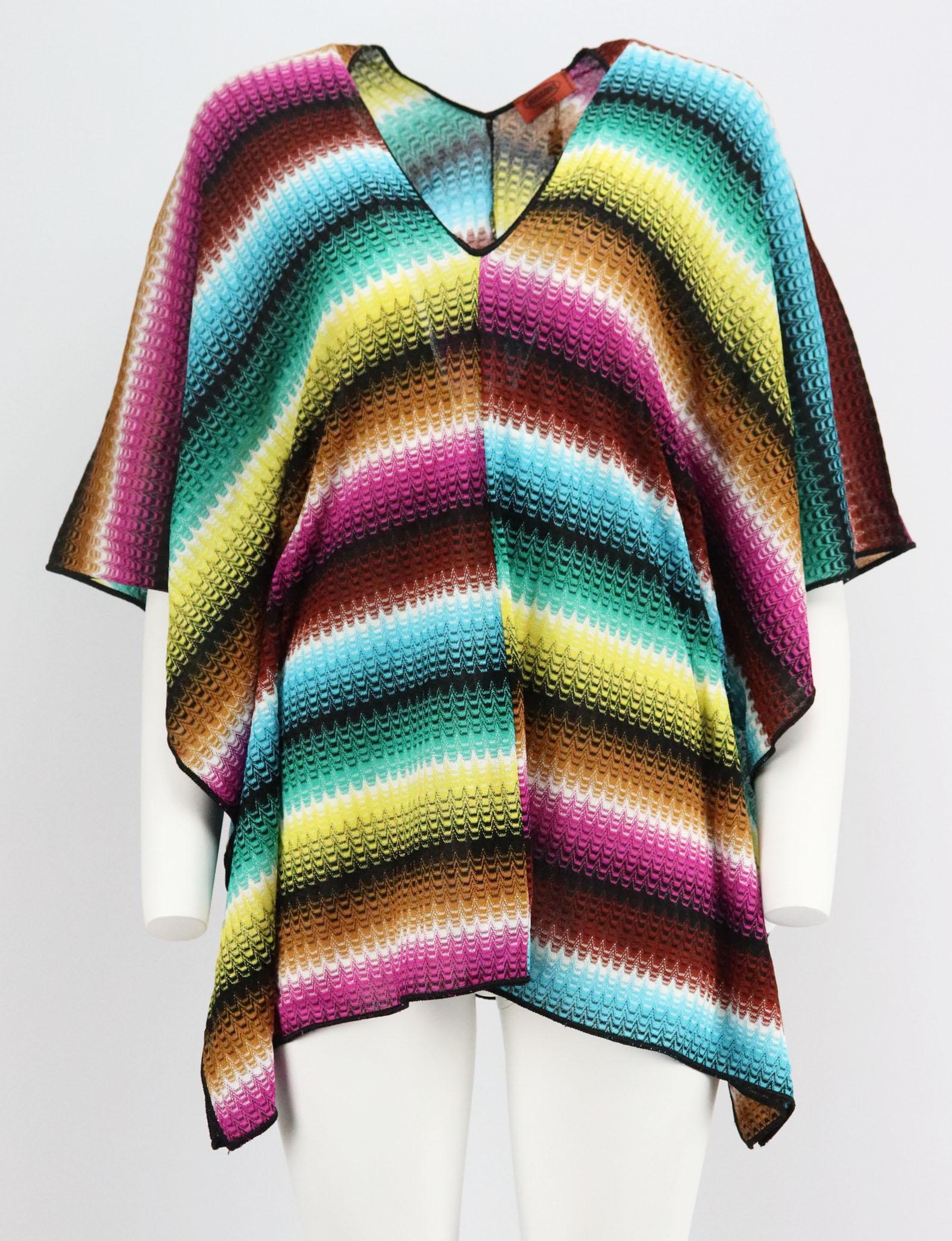 The distinctive patterns of Missoni Mare's crochet-knit pieces are universally recognizable, expertly spun in Italy, this kaftan has a loose silhouette that is slightly sheer.
Multicoloured crochet-knit.
Slips on.
78% Rayon, 22% polyester.

Size: IT