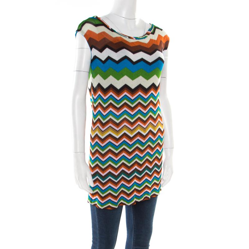 Missoni Mare offers yet another tunic for fashionable women which has colourful chevron patterns and a cutout at the back. Knit from quality materials, it will keep you comfortable throughout the day.

Includes: The Luxury Closet Packaging

The