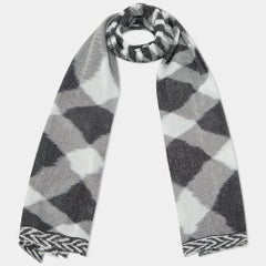 Missoni Monochrome Diamond Pattern Lurex Knit Stole